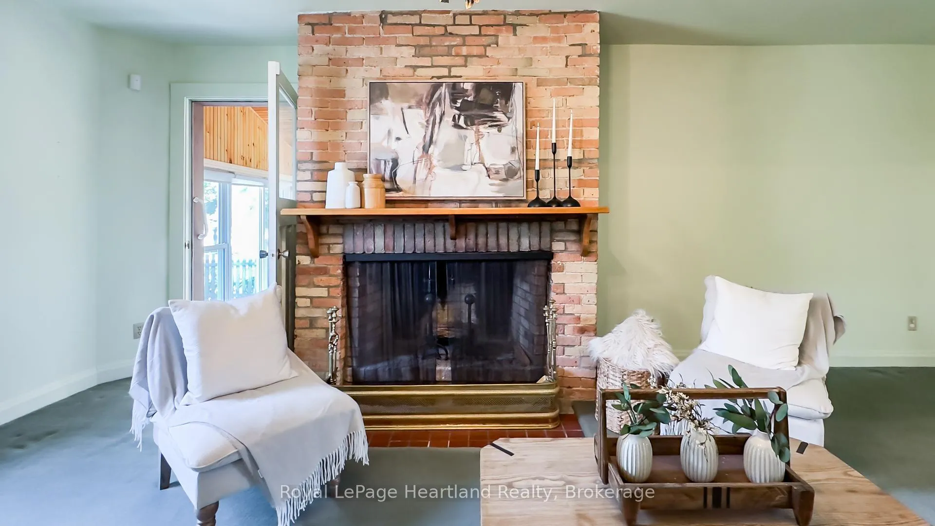 Photo 16 of 25 Wellington Street N, Goderich, Goderich (Town) — HOMEH