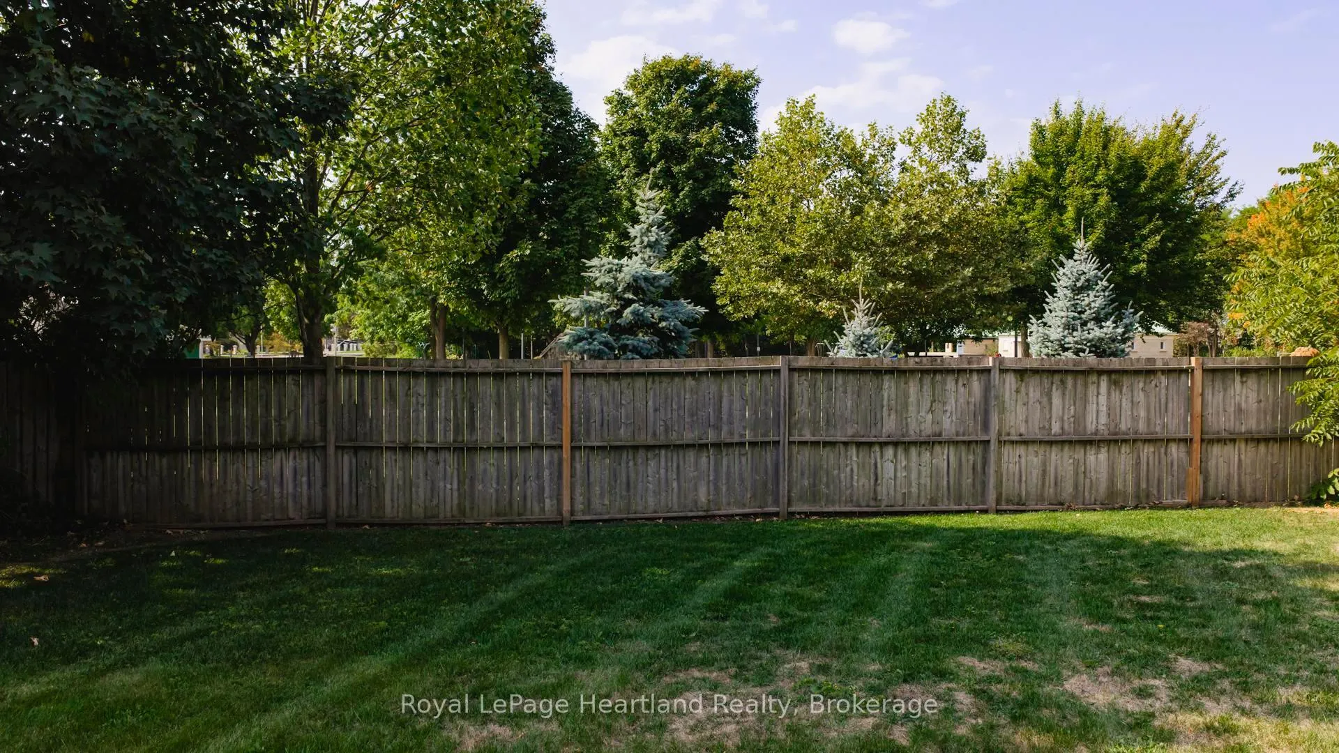 Photo 48 of 25 Wellington Street N, Goderich, Goderich (Town) — HOMEH