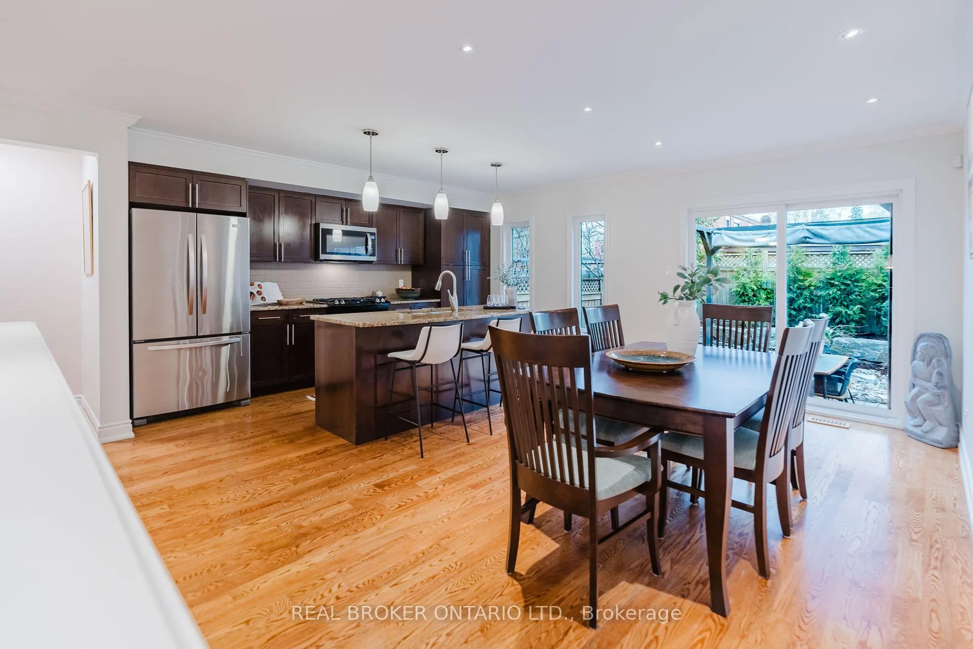 Photo 10 of 279 Currell Avenue, Ottawa, Westboro/Hampton Park — HOMEH
