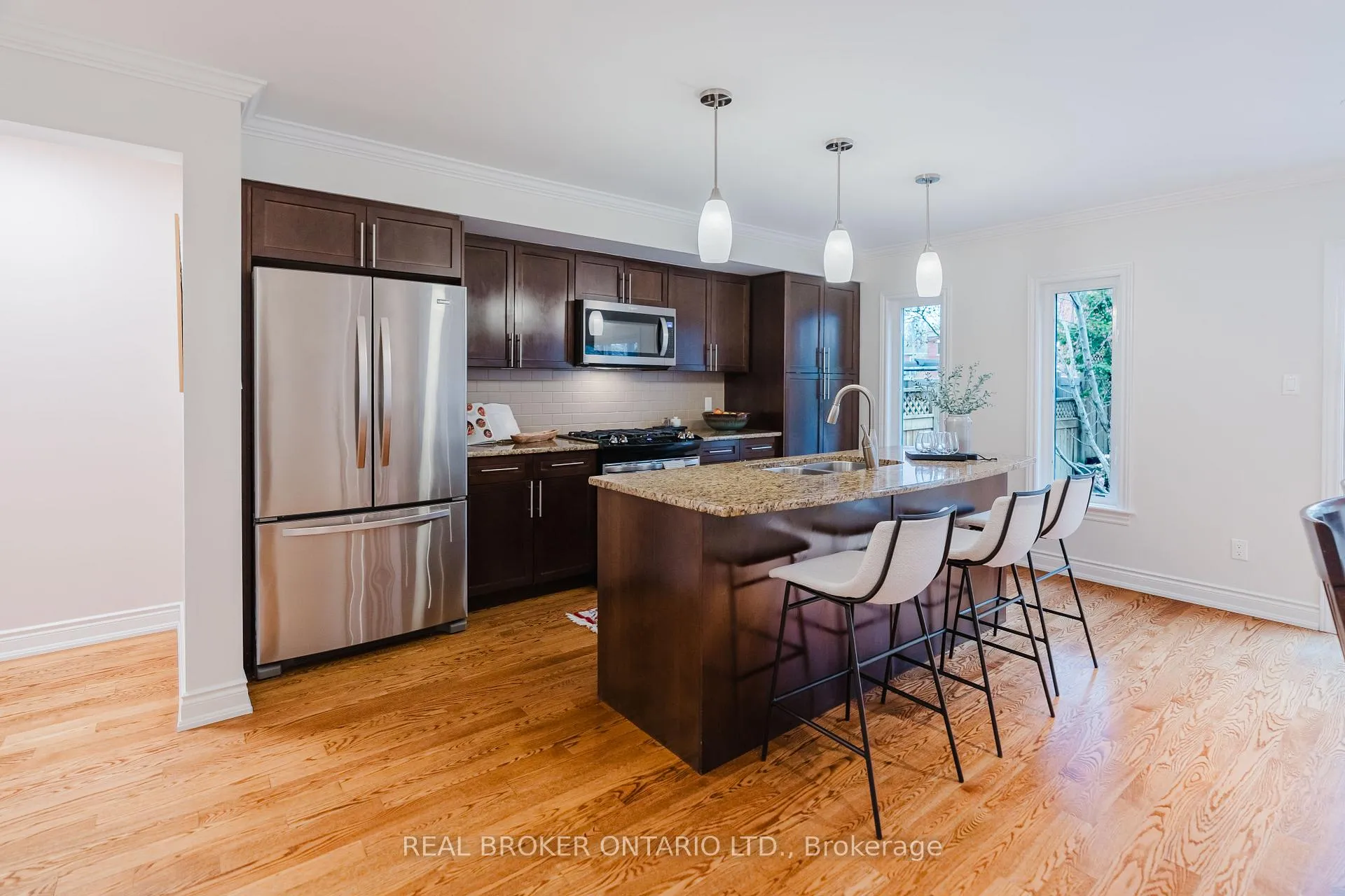 Photo 11 of 279 Currell Avenue, Ottawa, Westboro/Hampton Park — HOMEH