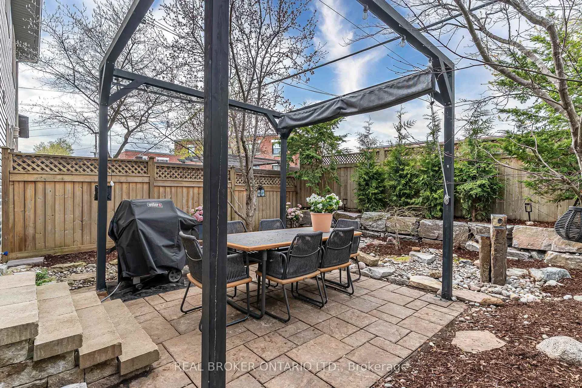 Photo 37 of 279 Currell Avenue, Ottawa, Westboro/Hampton Park — HOMEH