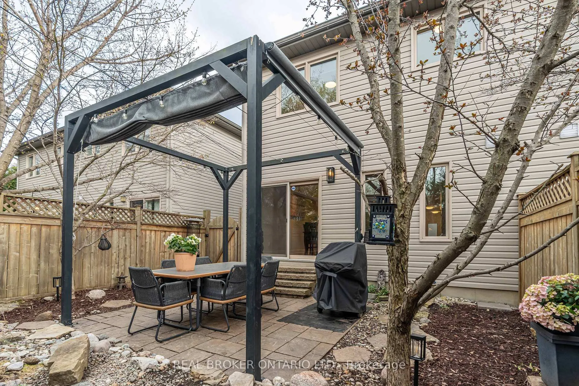 Photo 38 of 279 Currell Avenue, Ottawa, Westboro/Hampton Park — HOMEH