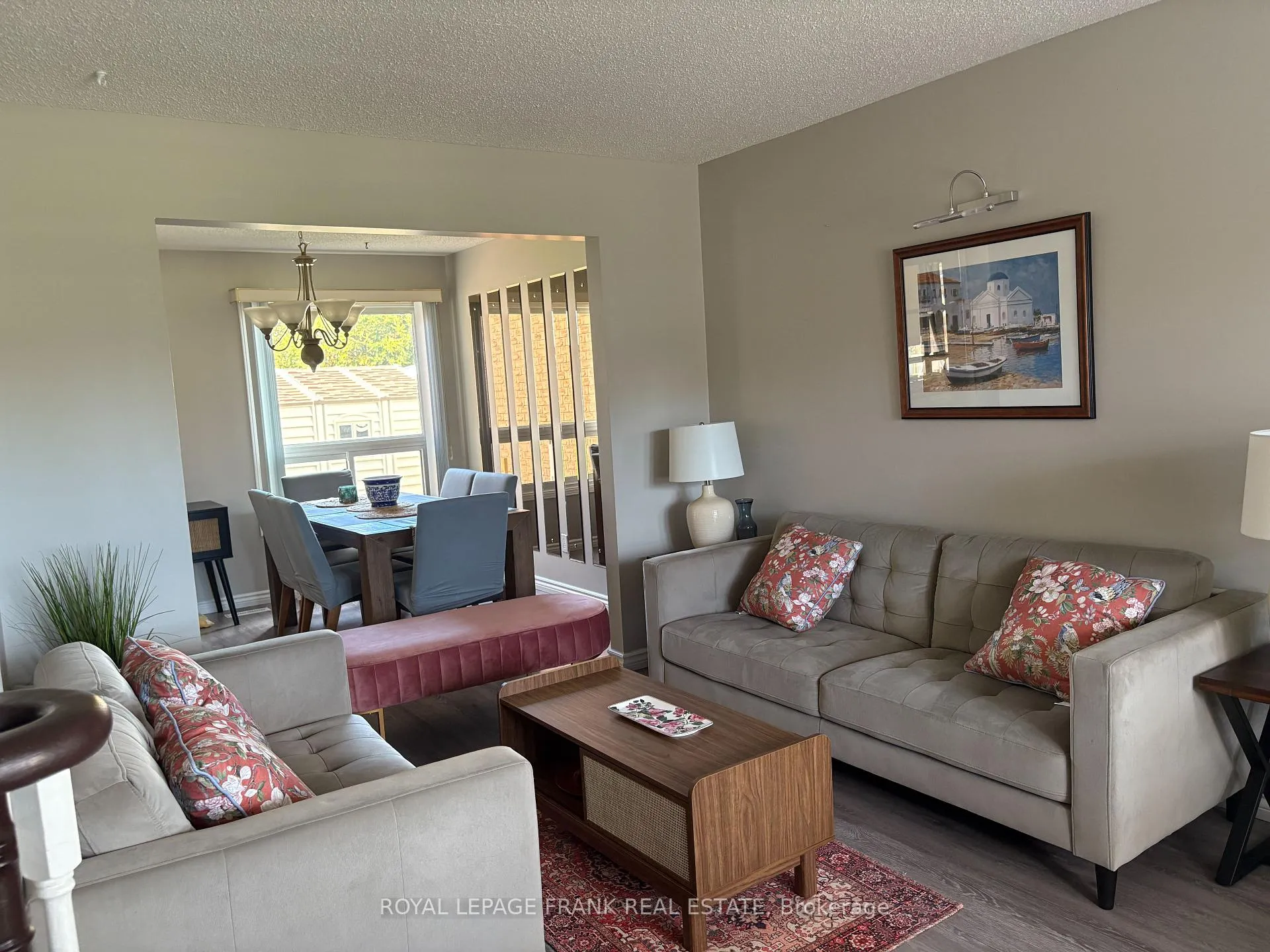 Photo 6 of 14 Claret Road, Clarington, Courtice — HOMEH