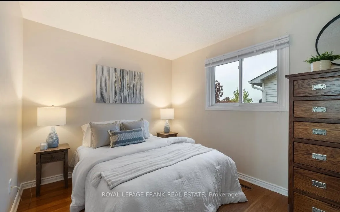 Photo 12 of 14 Claret Road, Clarington, Courtice — HOMEH