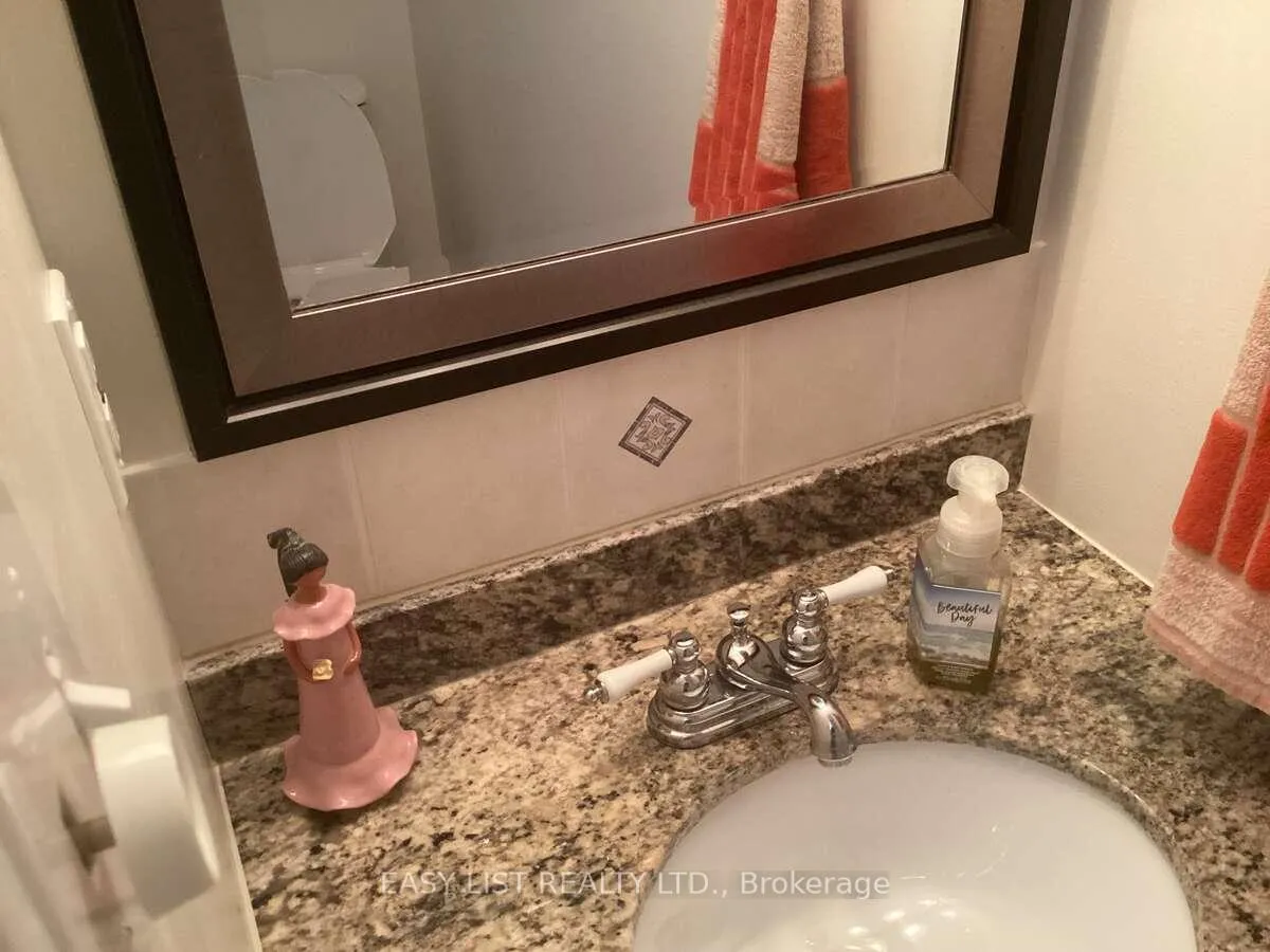 Photo 8 of 601 MacDonald Drive, Gananoque — HOMEH