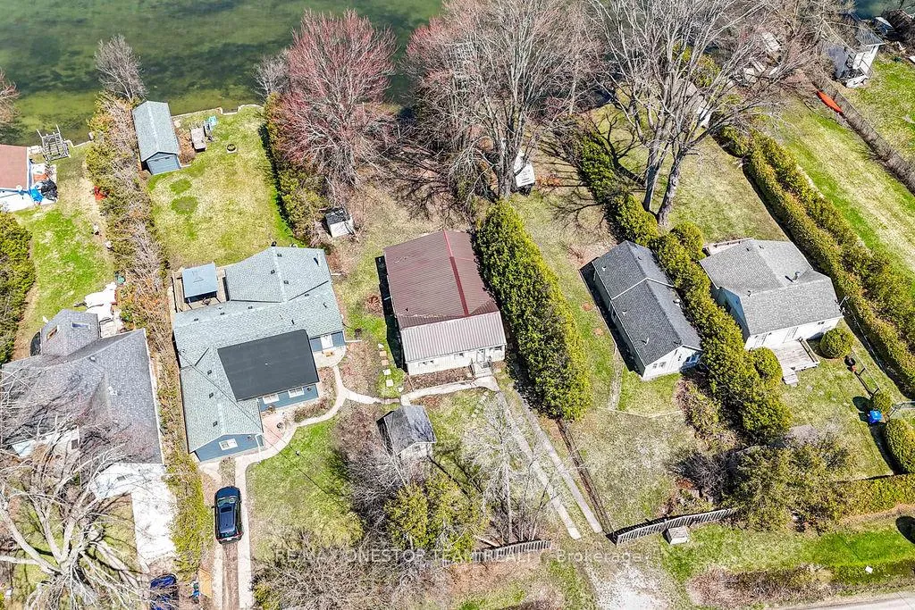 Photo 3 of 108 Moore's Beach Road, Georgina, Virginia — HOMEH