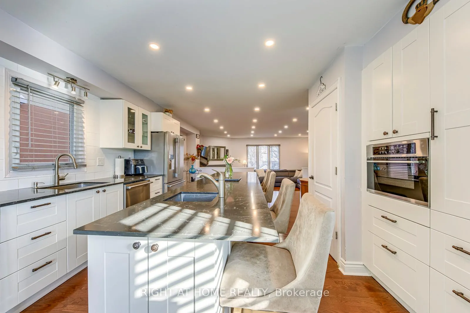 Photo 13 of 1558 Litchfield Road, Oakville, Falgarwood — HOMEH