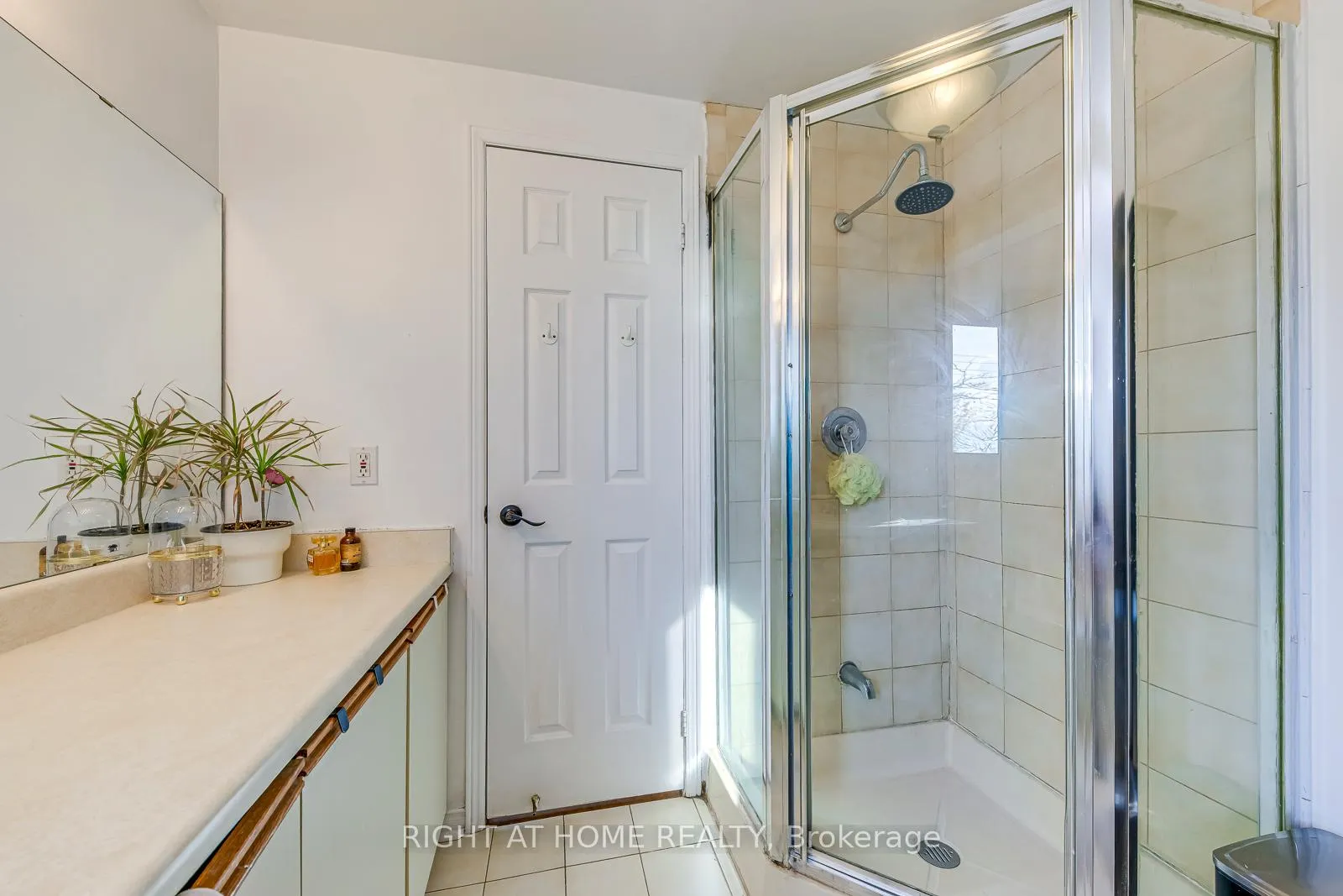 Photo 25 of 1558 Litchfield Road, Oakville, Falgarwood — HOMEH