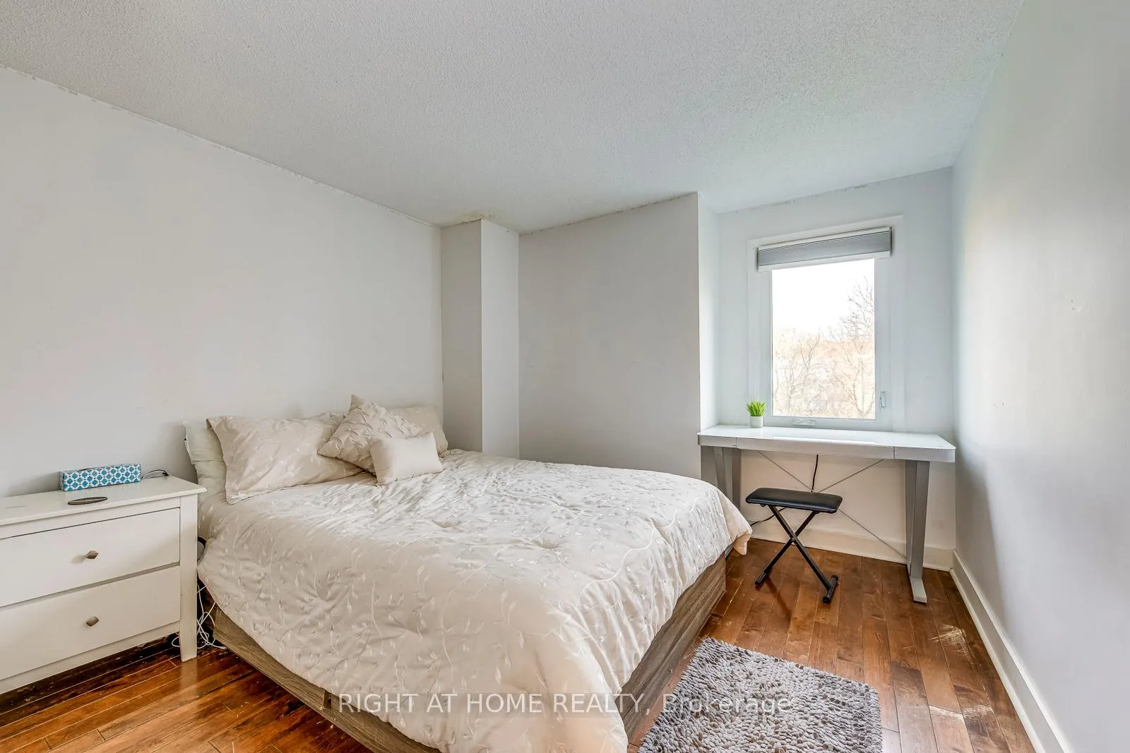 Photo 26 of 1558 Litchfield Road, Oakville, Falgarwood — HOMEH