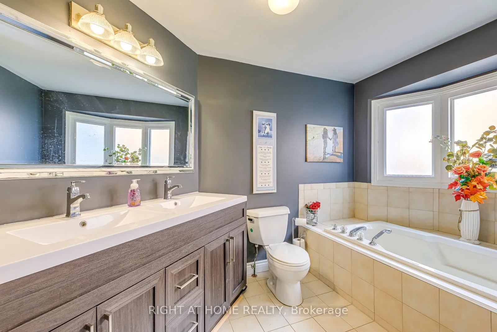 Photo 30 of 1558 Litchfield Road, Oakville, Falgarwood — HOMEH