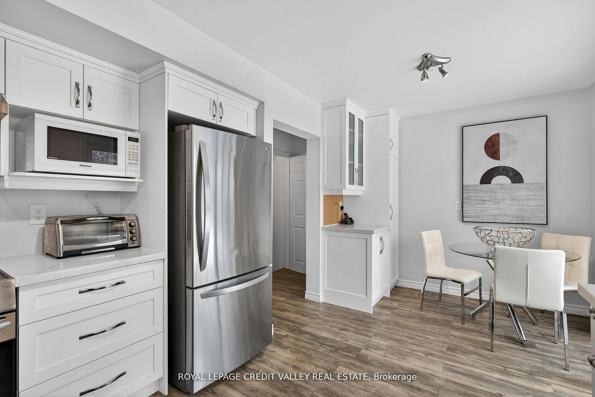 Photo 18 of 43 Benton Street, Brampton, Brampton East — HOMEH