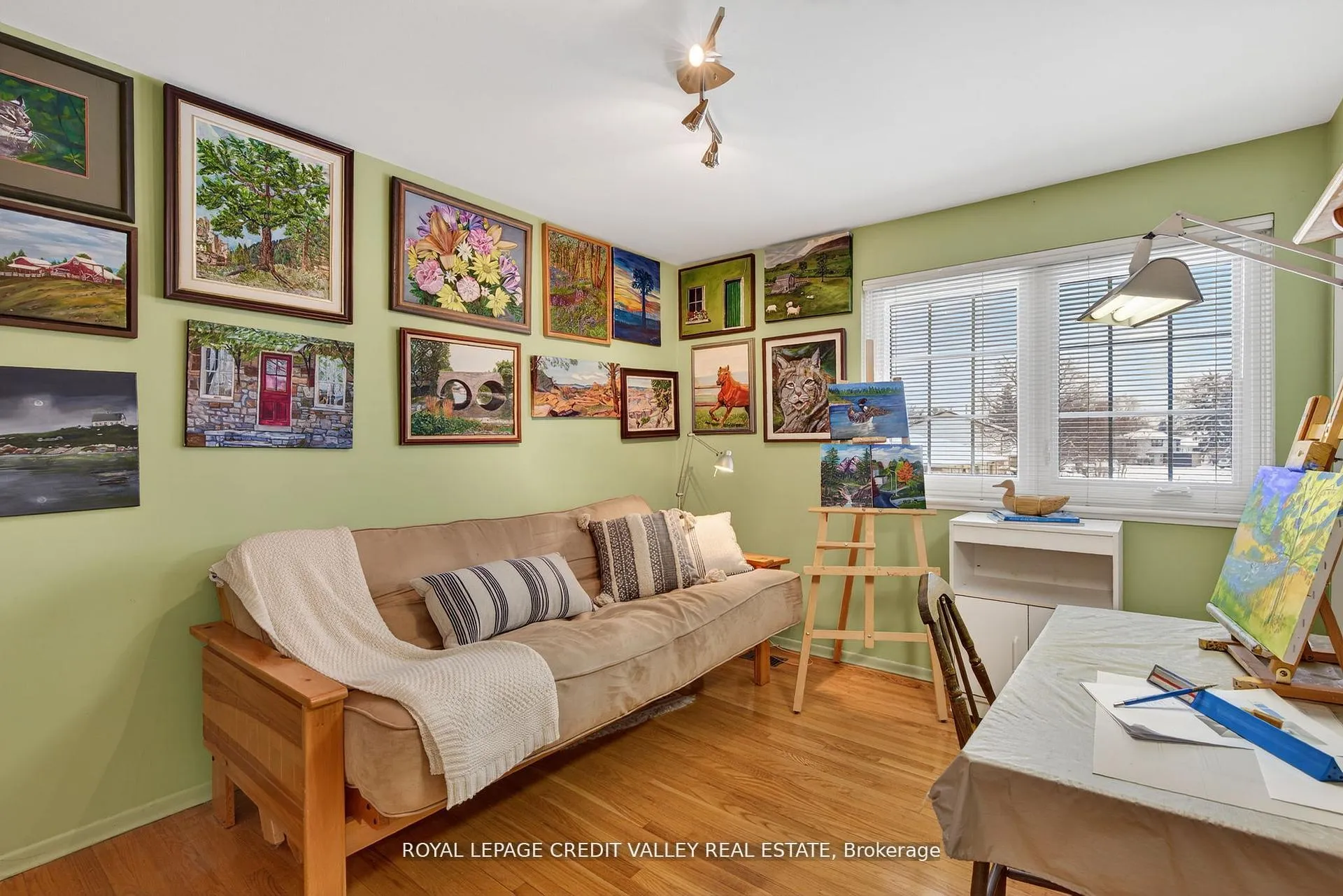 Photo 22 of 43 Benton Street, Brampton, Brampton East — HOMEH
