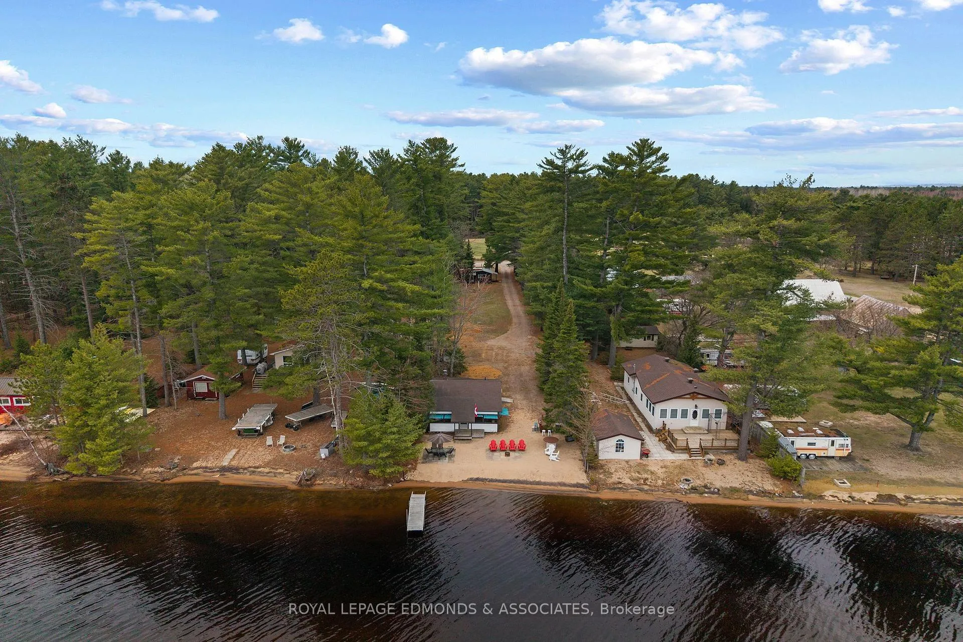 Photo 4 of 3696 Round Lake Road, Killaloe, Hagarty and Richards, Killaloe/Round Lake — HOMEH