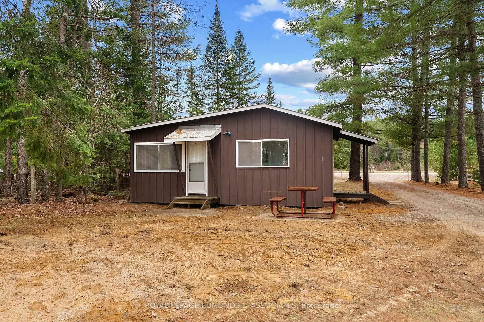 Photo 35 of 3696 Round Lake Road, Killaloe, Hagarty and Richards, Killaloe/Round Lake — HOMEH