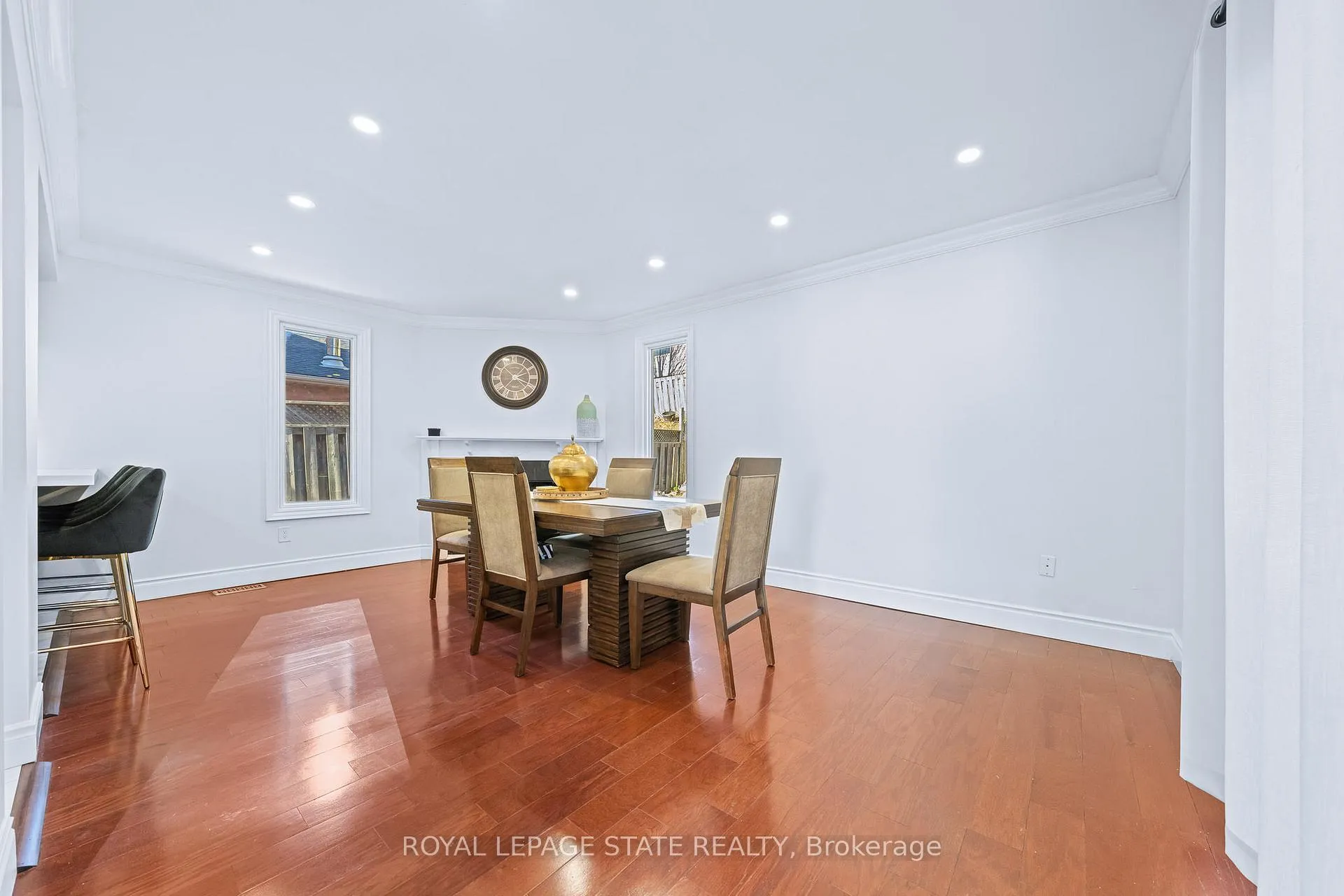 Photo 18 of 46 Novoco Drive, Hamilton, Gurnett — HOMEH