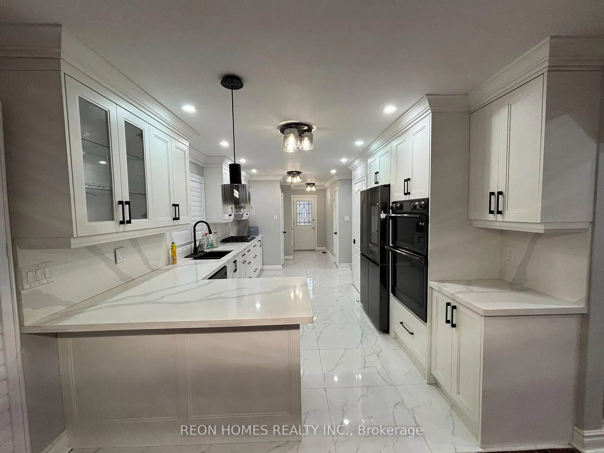 Photo 14 of Unit (Main), 724 Sheppard Avenue, Pickering, Woodlands — HOMEH