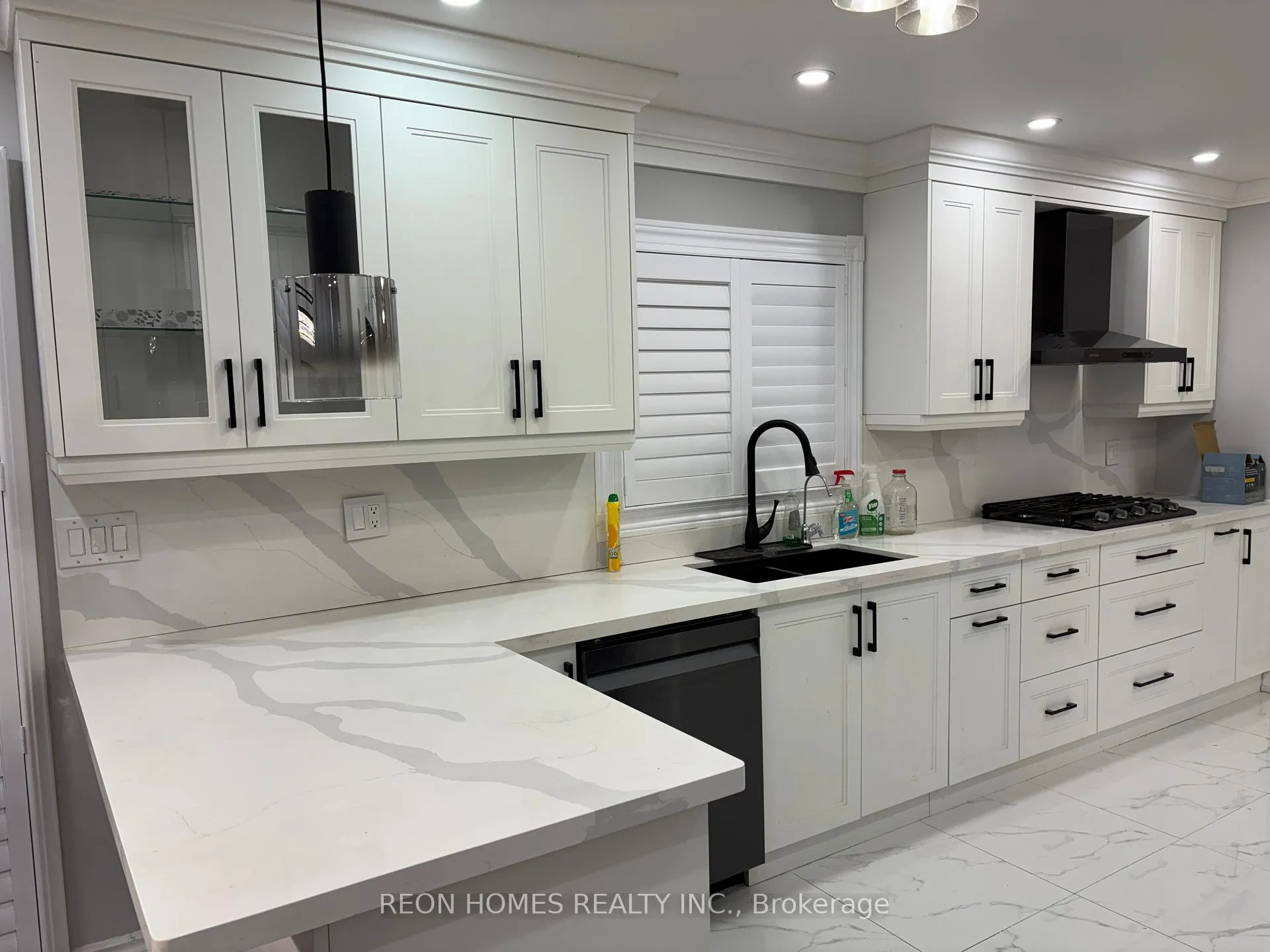 Photo 15 of Unit (Main), 724 Sheppard Avenue, Pickering, Woodlands — HOMEH