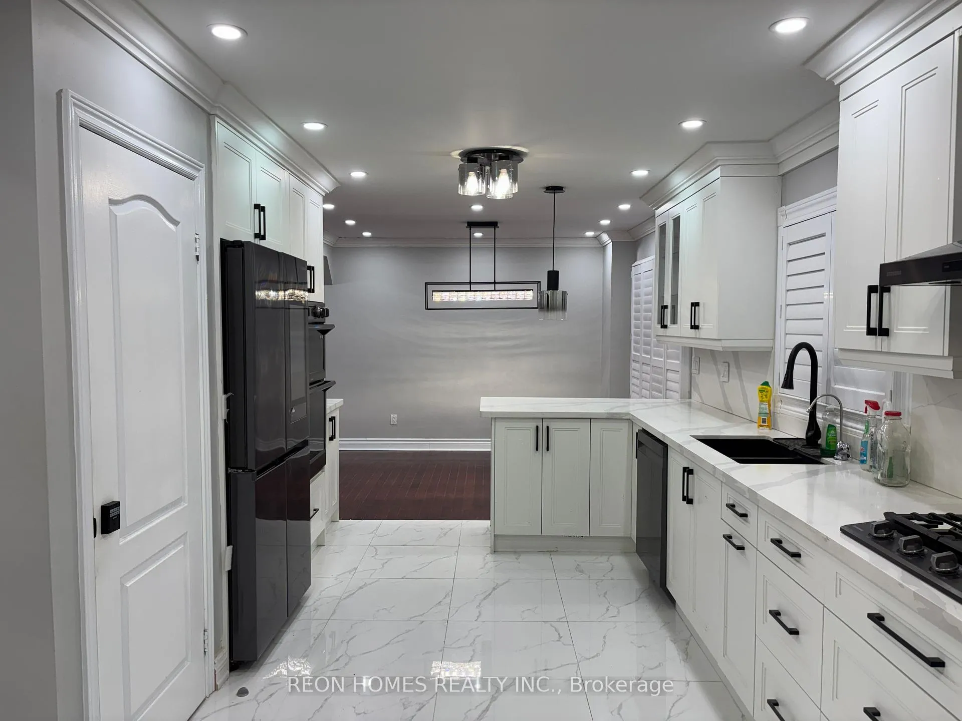Photo 20 of Unit (Main), 724 Sheppard Avenue, Pickering, Woodlands — HOMEH