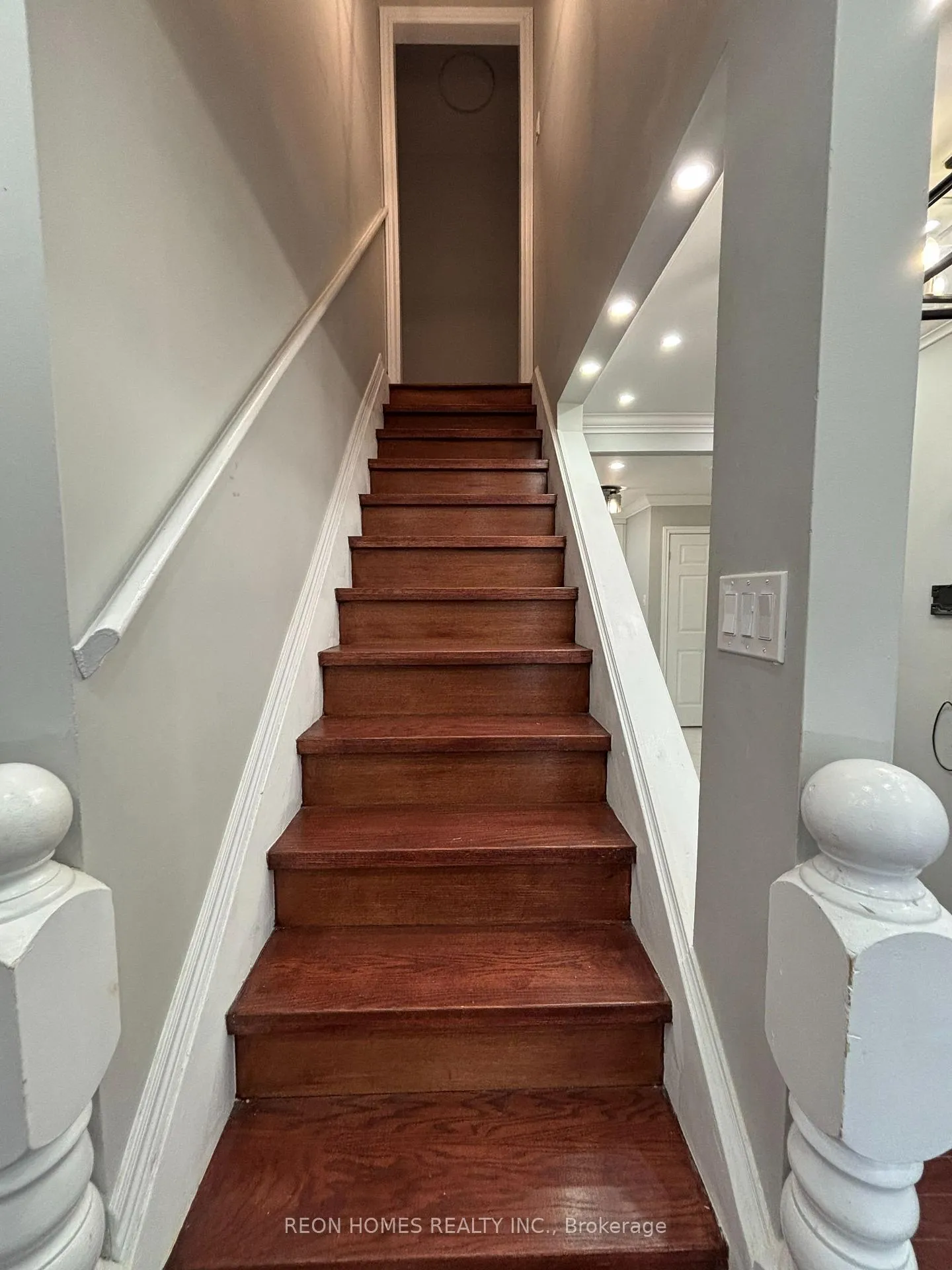 Photo 21 of Unit (Main), 724 Sheppard Avenue, Pickering, Woodlands — HOMEH
