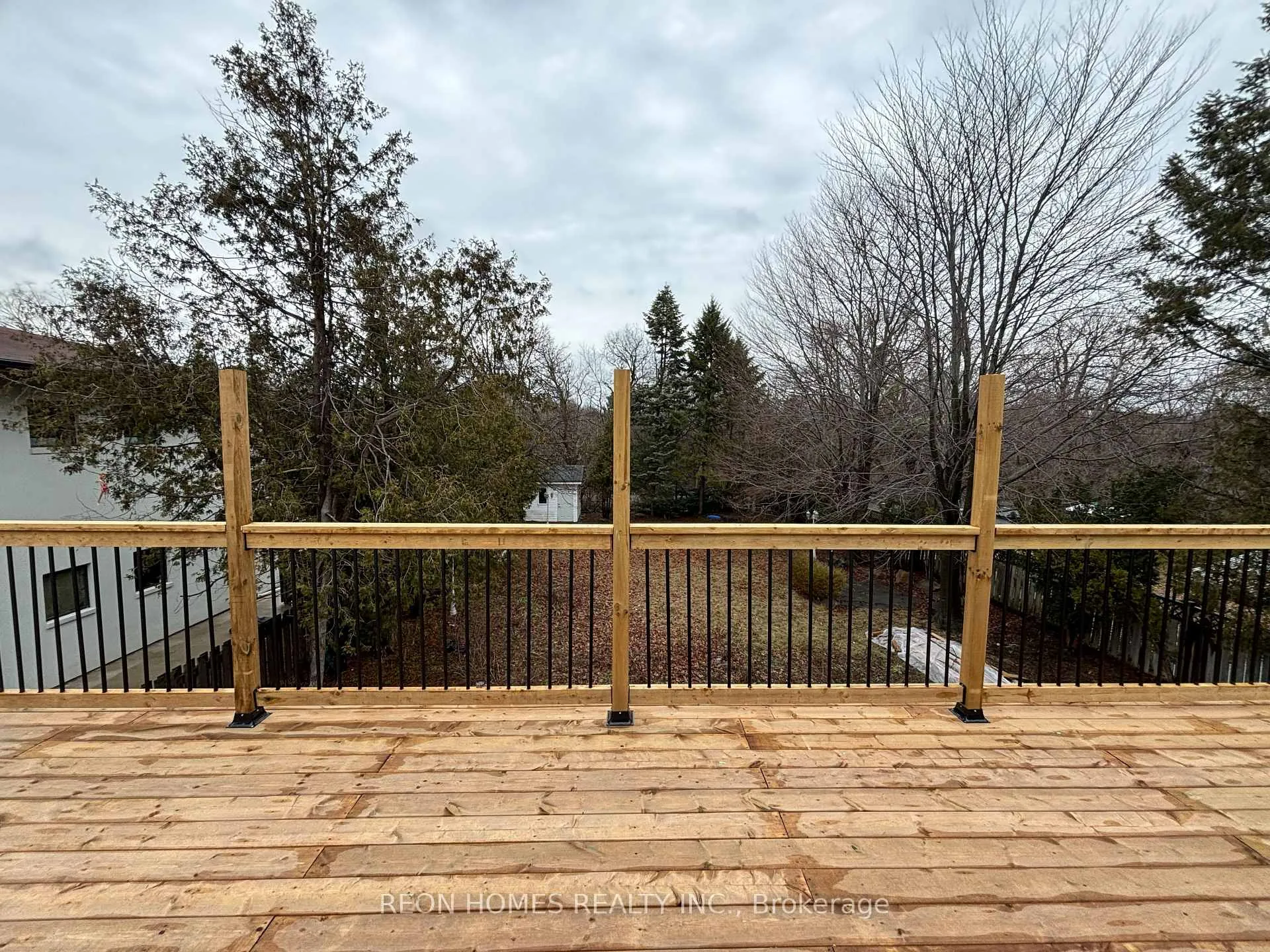 Photo 27 of Unit (Main), 724 Sheppard Avenue, Pickering, Woodlands — HOMEH