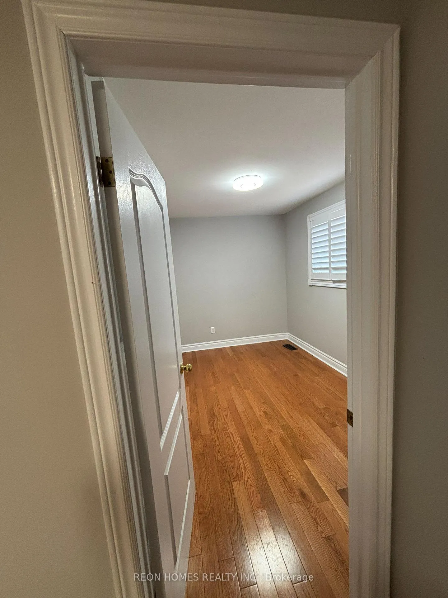 Photo 29 of Unit (Main), 724 Sheppard Avenue, Pickering, Woodlands — HOMEH