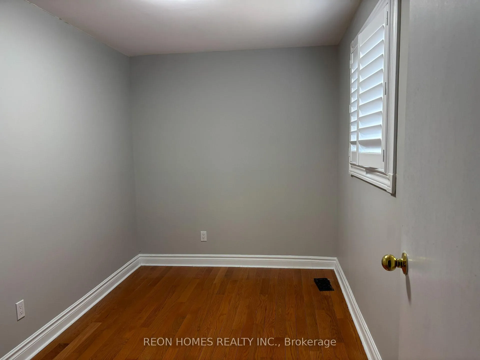 Photo 31 of Unit (Main), 724 Sheppard Avenue, Pickering, Woodlands — HOMEH