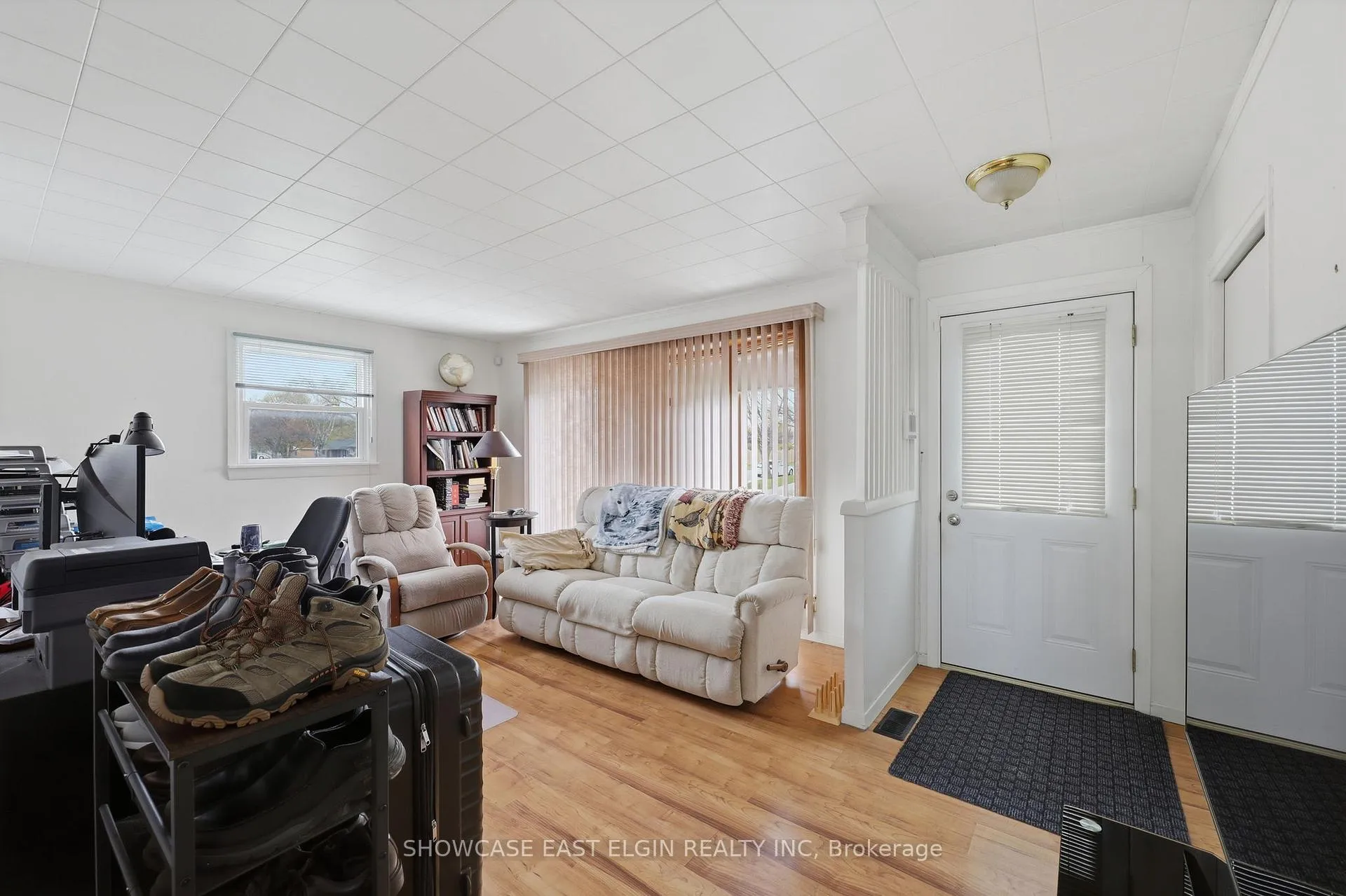 Photo 3 of 89 Fourth Avenue, Aylmer — HOMEH