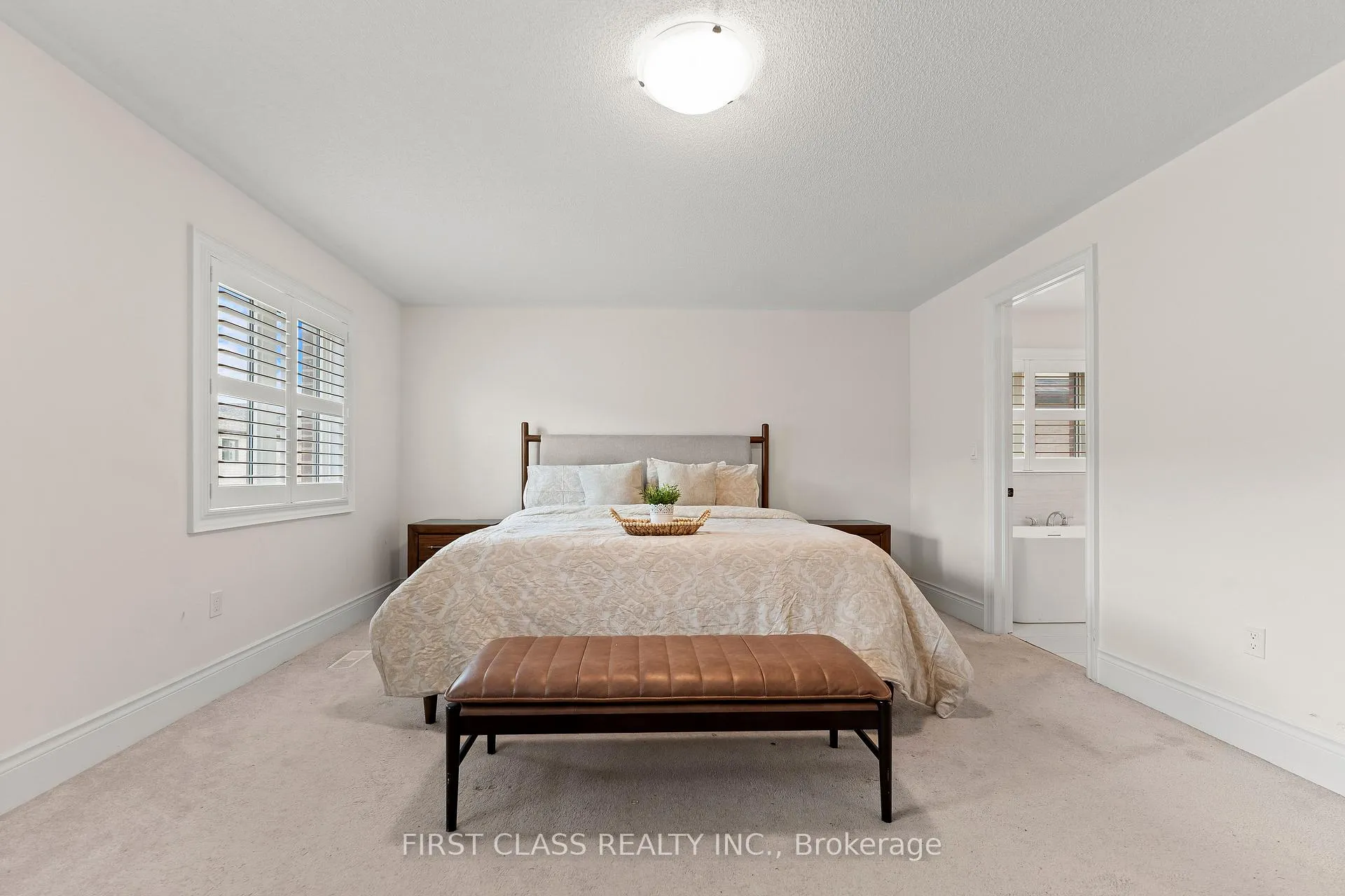 Photo 20 of 92 Grady Drive, Clarington, Newcastle — HOMEH
