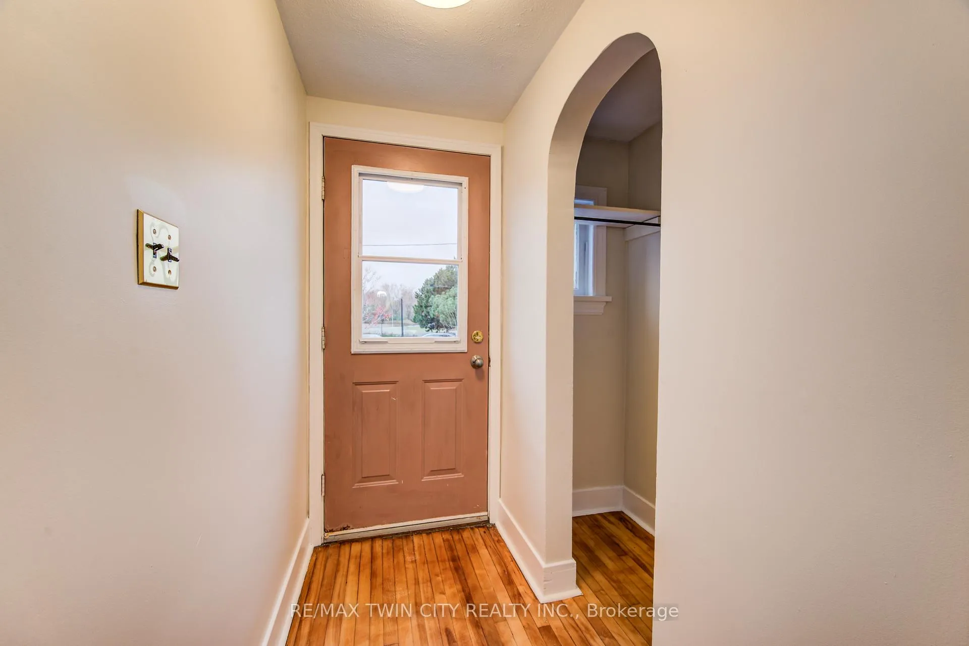 Photo 4 of 62 Ann Street, Waterloo — HOMEH