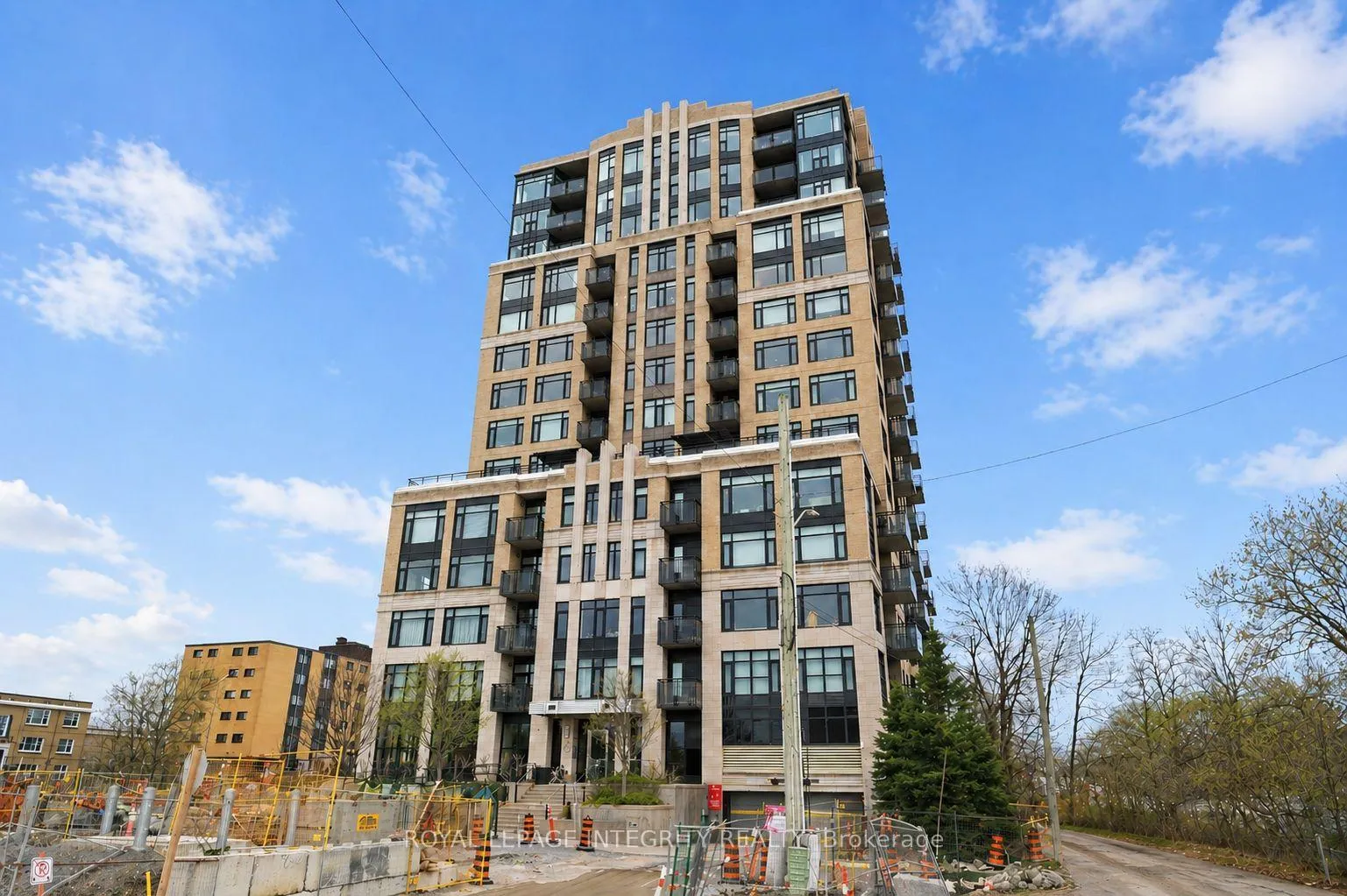 Photo 2 of Unit 1003, 75 Cleary Avenue E, Ottawa, Woodroffe — HOMEH