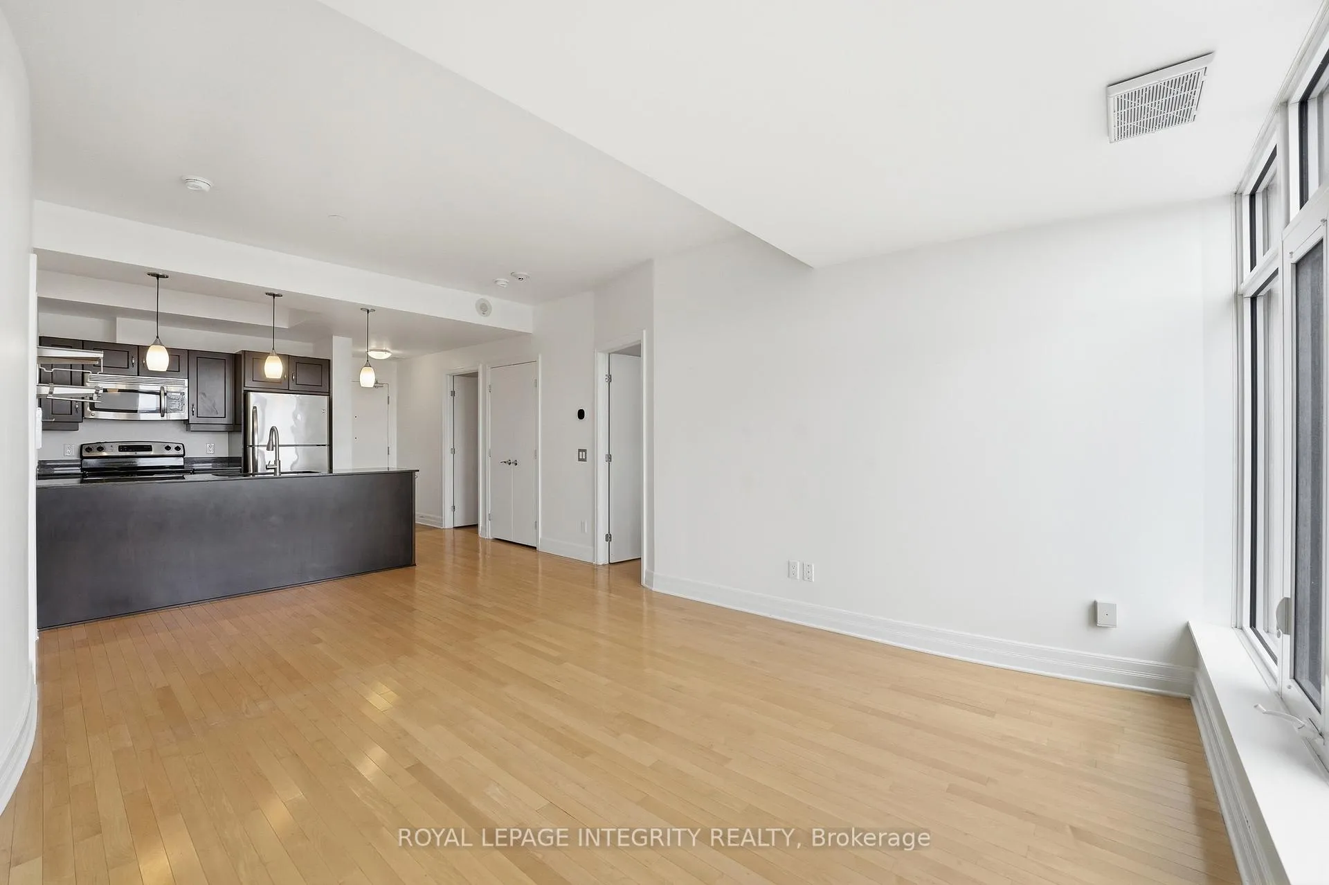 Photo 13 of Unit 1003, 75 Cleary Avenue E, Ottawa, Woodroffe — HOMEH