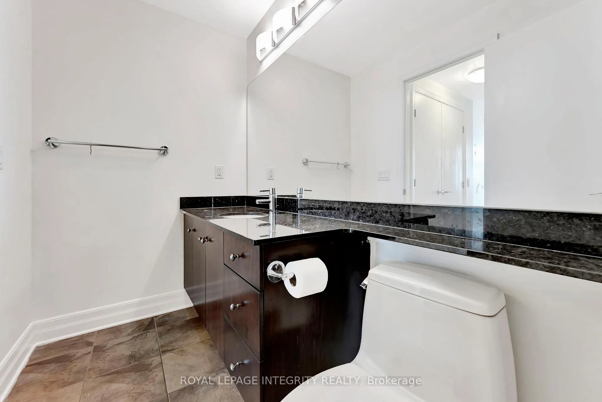 Photo 22 of Unit 1003, 75 Cleary Avenue E, Ottawa, Woodroffe — HOMEH