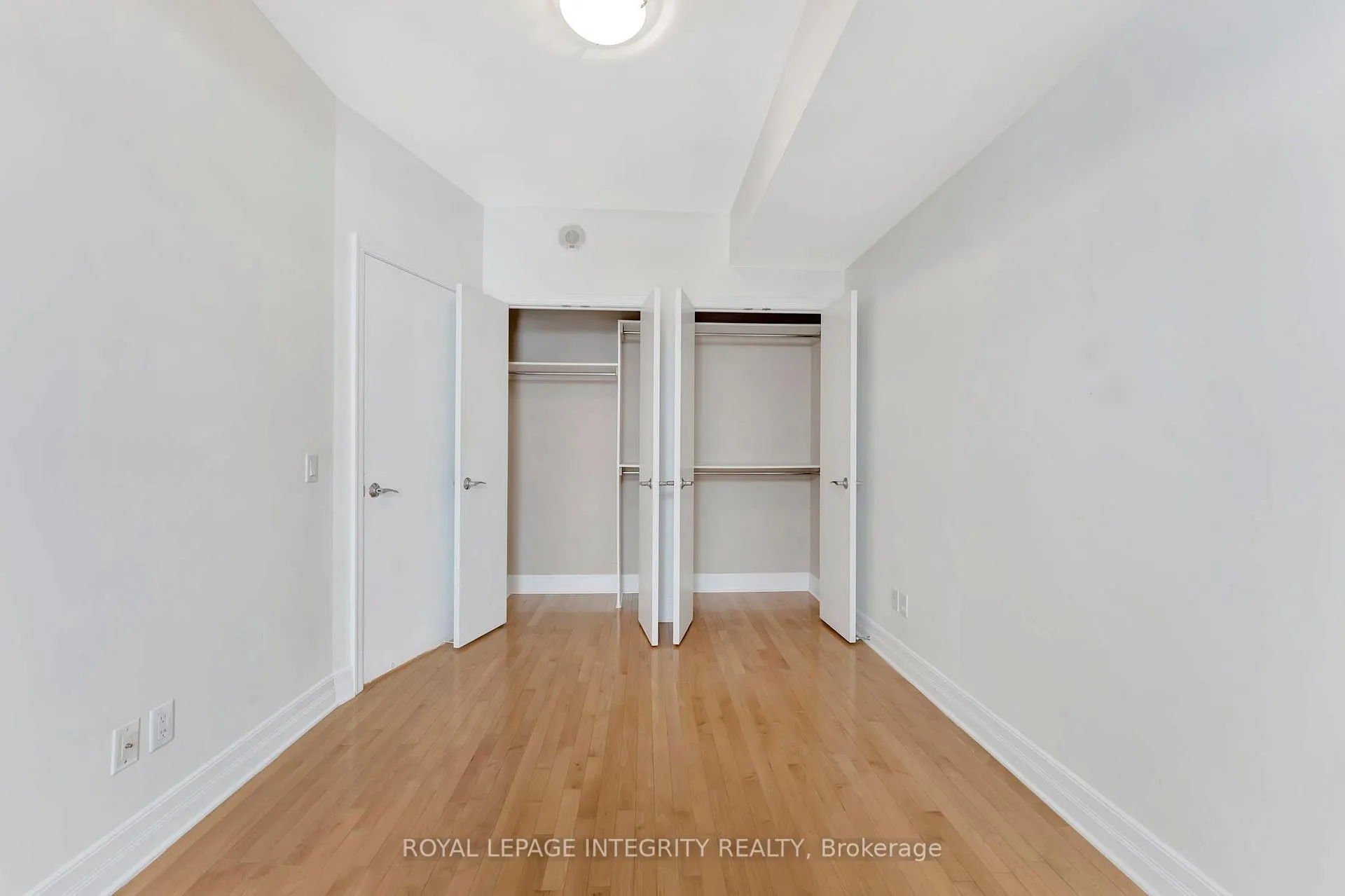 Photo 23 of Unit 1003, 75 Cleary Avenue E, Ottawa, Woodroffe — HOMEH