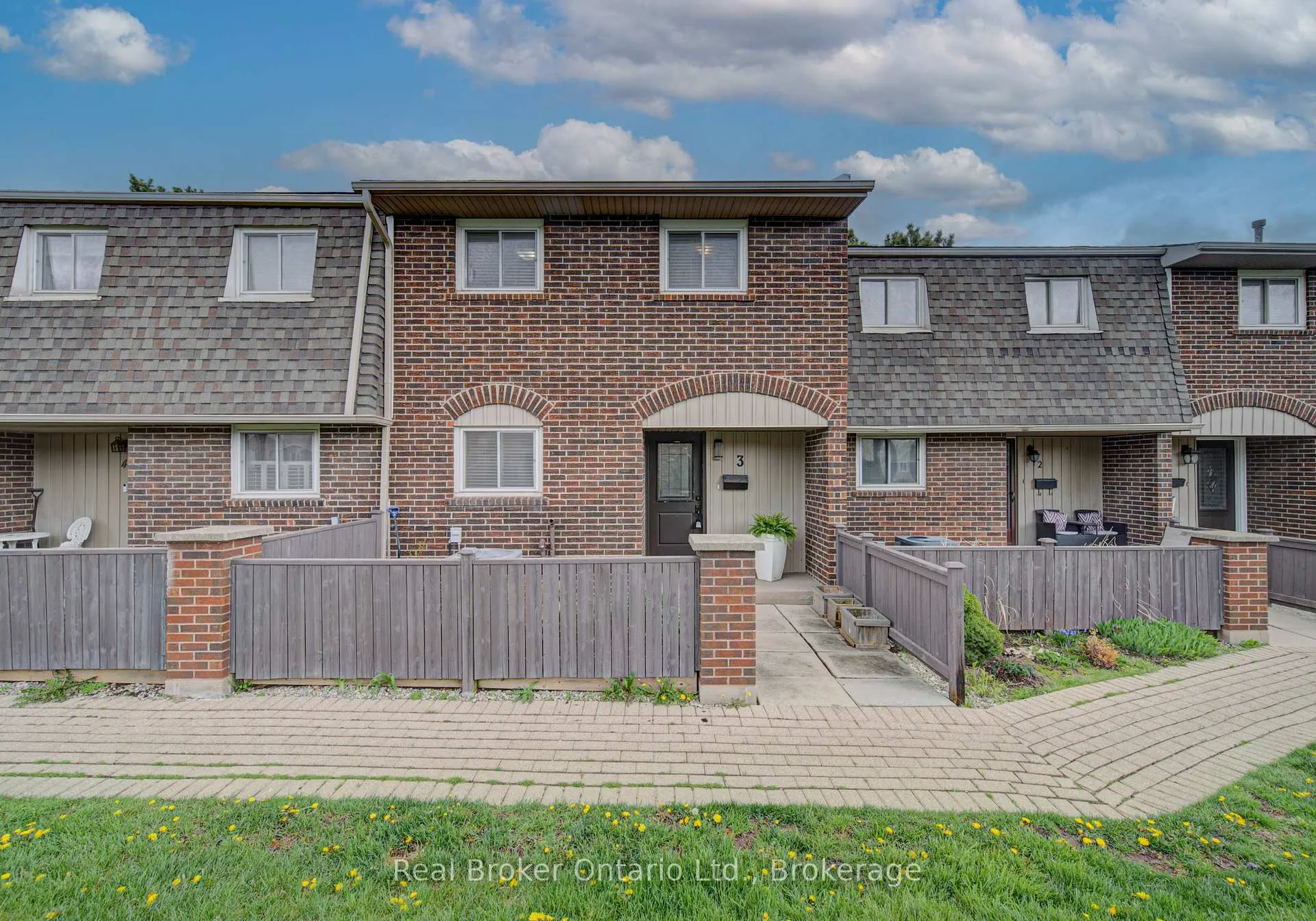 Photo 1 of Unit 3, 1302 Guelph Line, Burlington, Mountainside — HOMEH