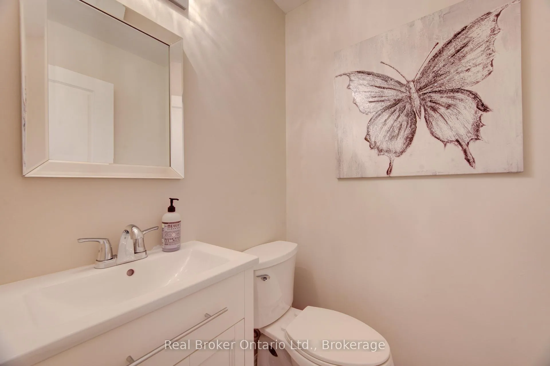 Photo 7 of Unit 3, 1302 Guelph Line, Burlington, Mountainside — HOMEH