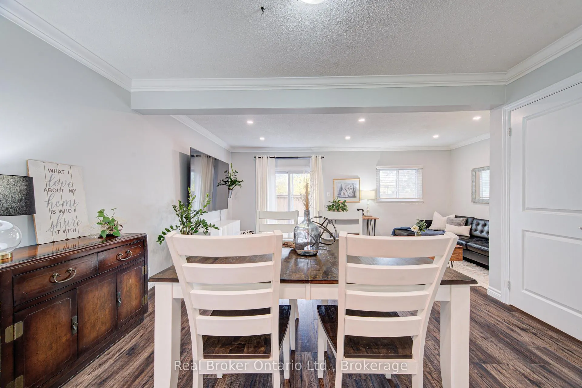 Photo 11 of Unit 3, 1302 Guelph Line, Burlington, Mountainside — HOMEH