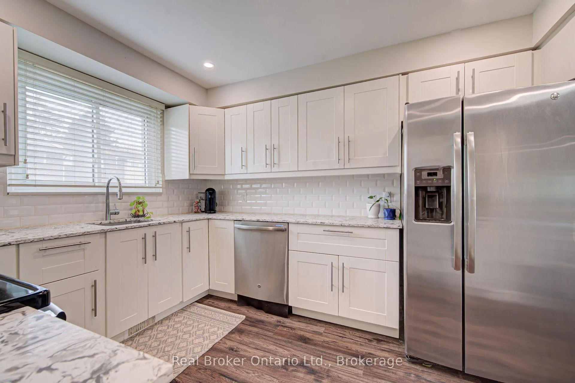 Photo 17 of Unit 3, 1302 Guelph Line, Burlington, Mountainside — HOMEH