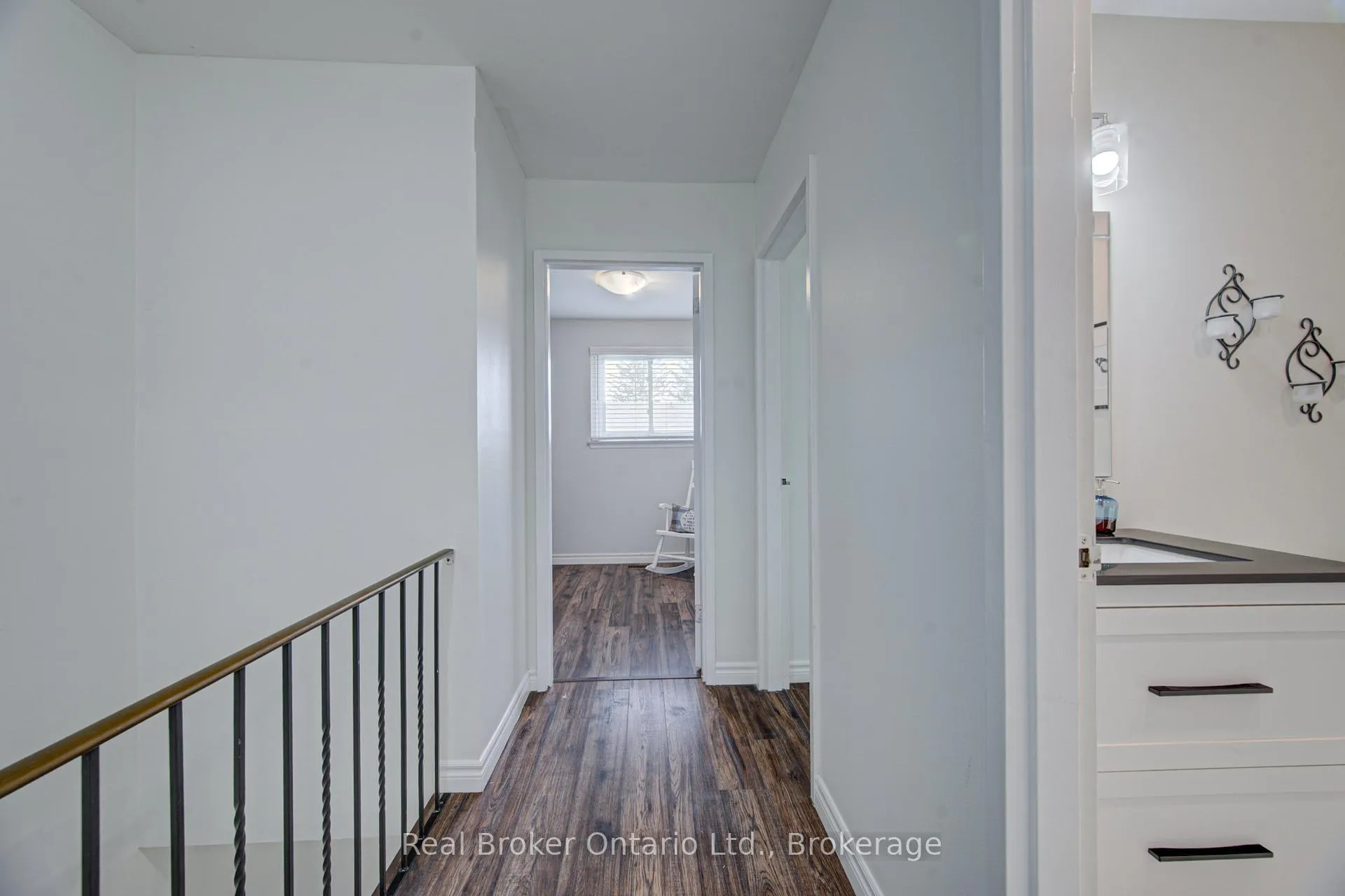 Photo 23 of Unit 3, 1302 Guelph Line, Burlington, Mountainside — HOMEH
