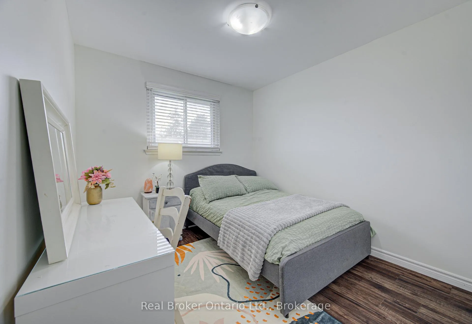 Photo 26 of Unit 3, 1302 Guelph Line, Burlington, Mountainside — HOMEH