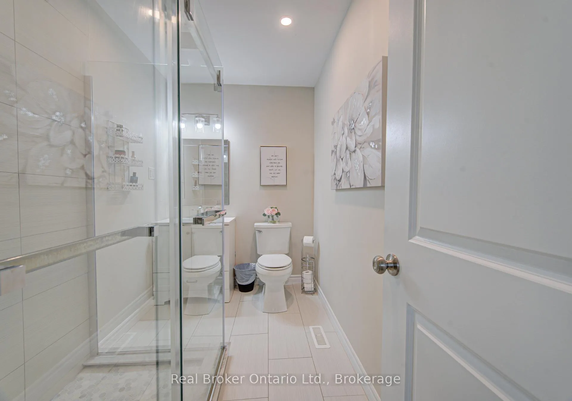 Photo 34 of Unit 3, 1302 Guelph Line, Burlington, Mountainside — HOMEH