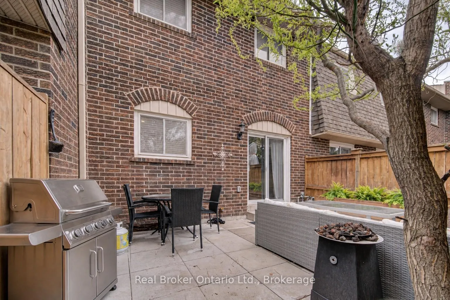 Photo 47 of Unit 3, 1302 Guelph Line, Burlington, Mountainside — HOMEH