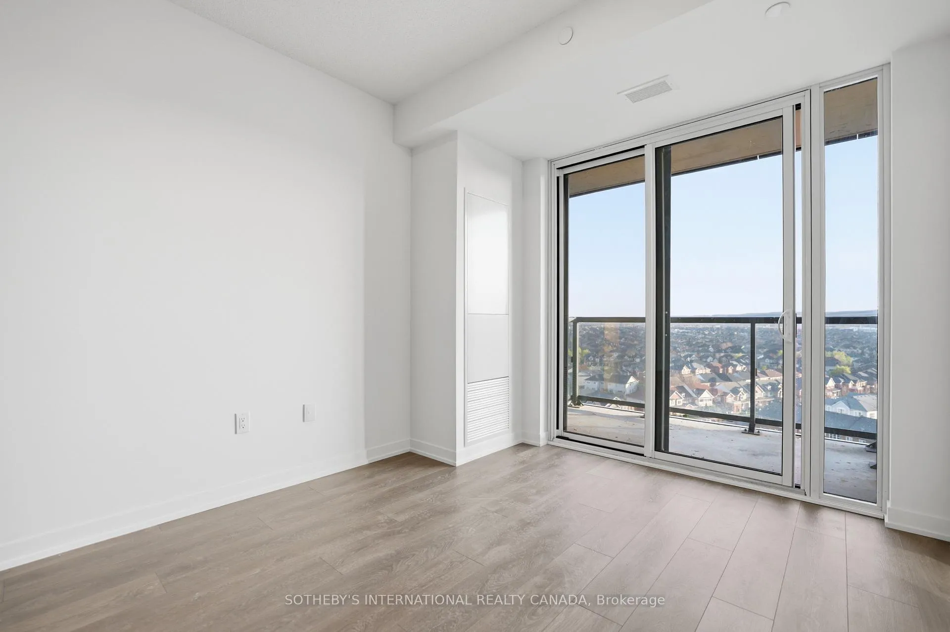 Photo 12 of Unit 1201, 4878 Powers Common, Burlington, Alton — HOMEH