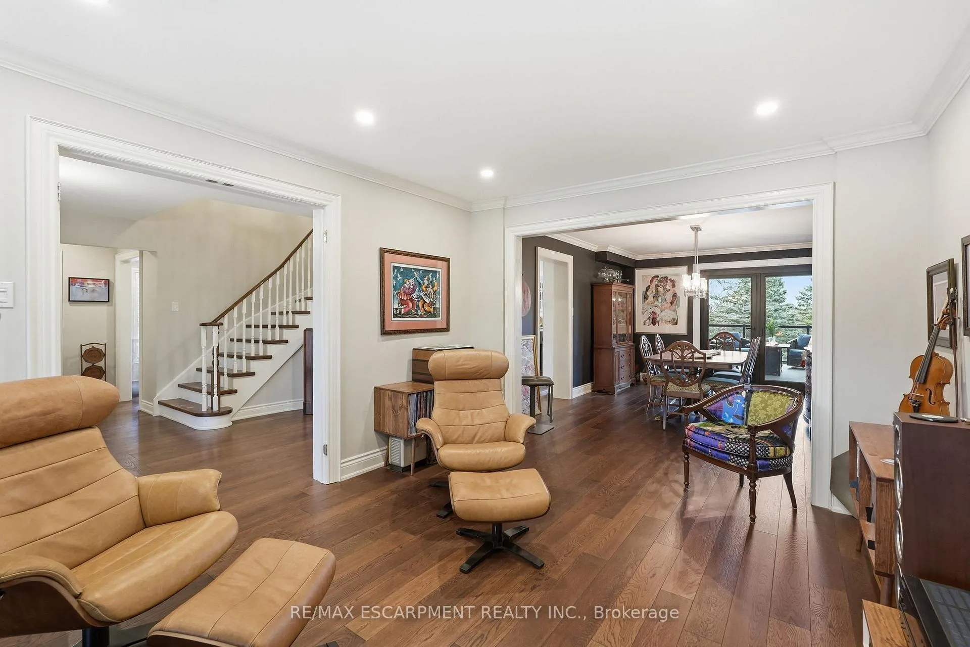 Photo 8 of 23 Golfview Crescent, Hamilton, Dundas — HOMEH