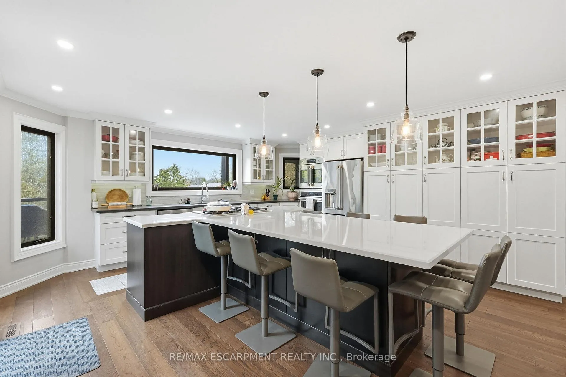 Photo 10 of 23 Golfview Crescent, Hamilton, Dundas — HOMEH