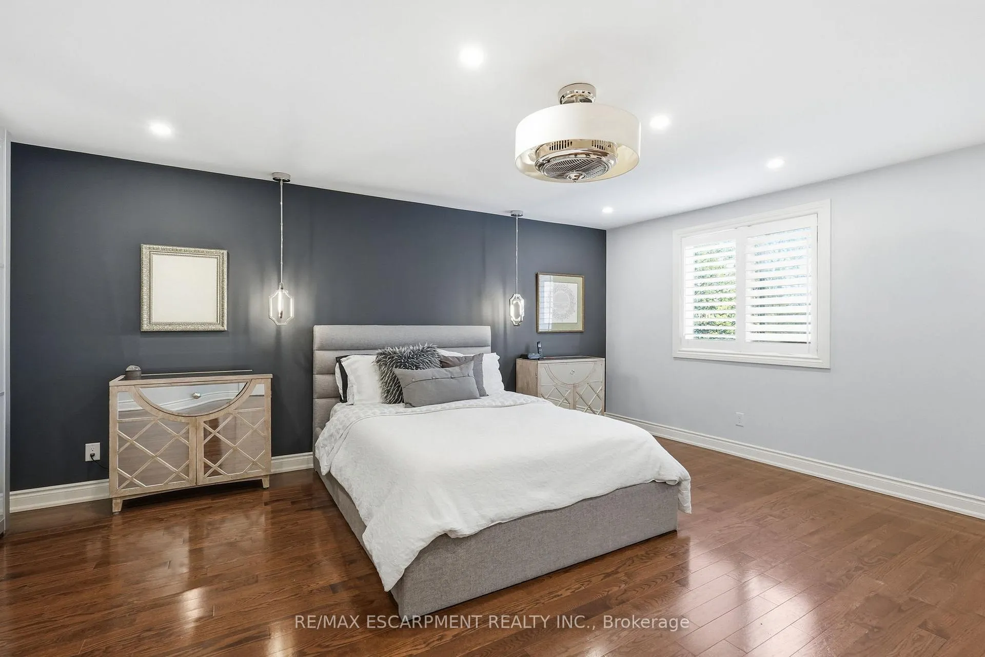 Photo 19 of 23 Golfview Crescent, Hamilton, Dundas — HOMEH