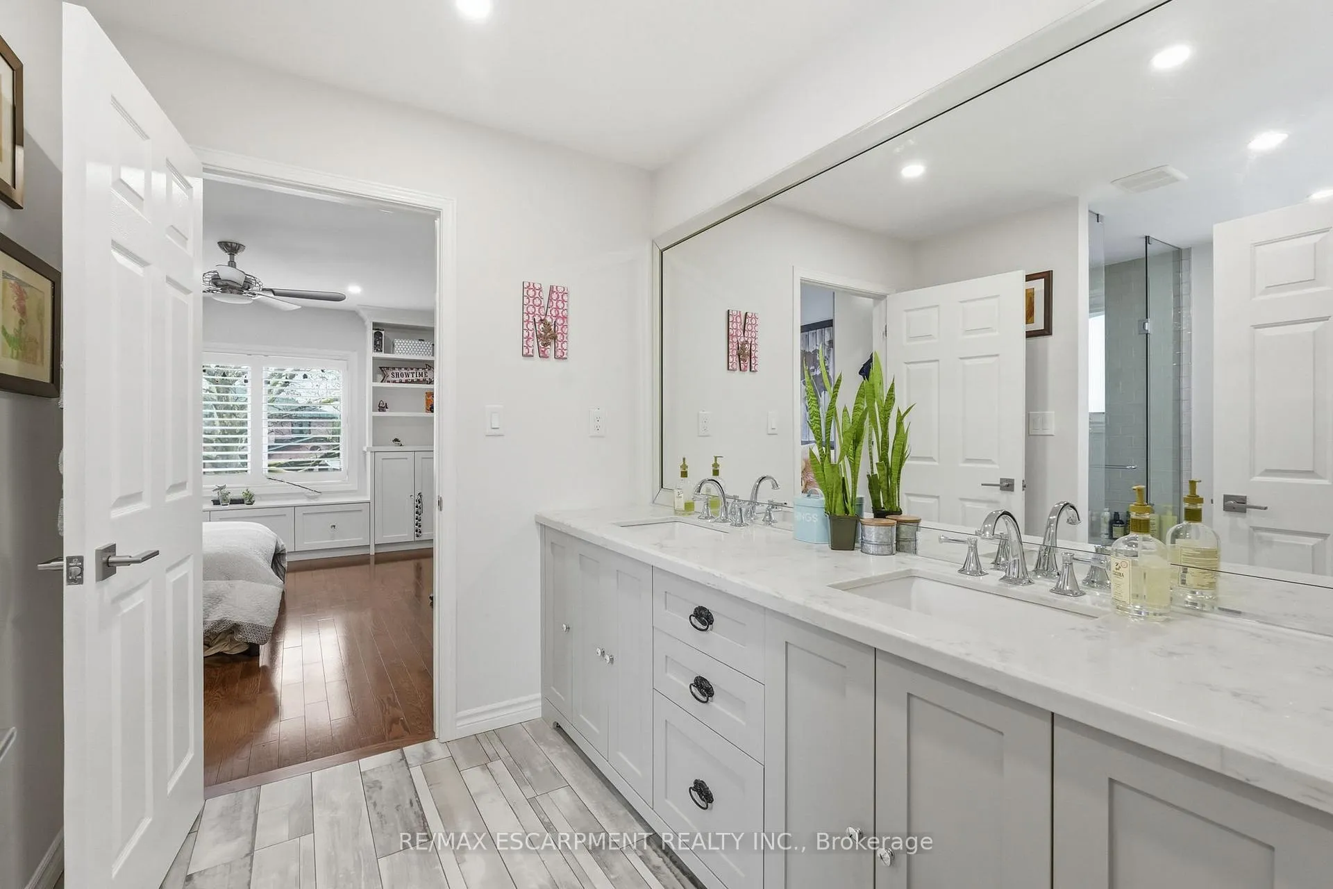 Photo 28 of 23 Golfview Crescent, Hamilton, Dundas — HOMEH