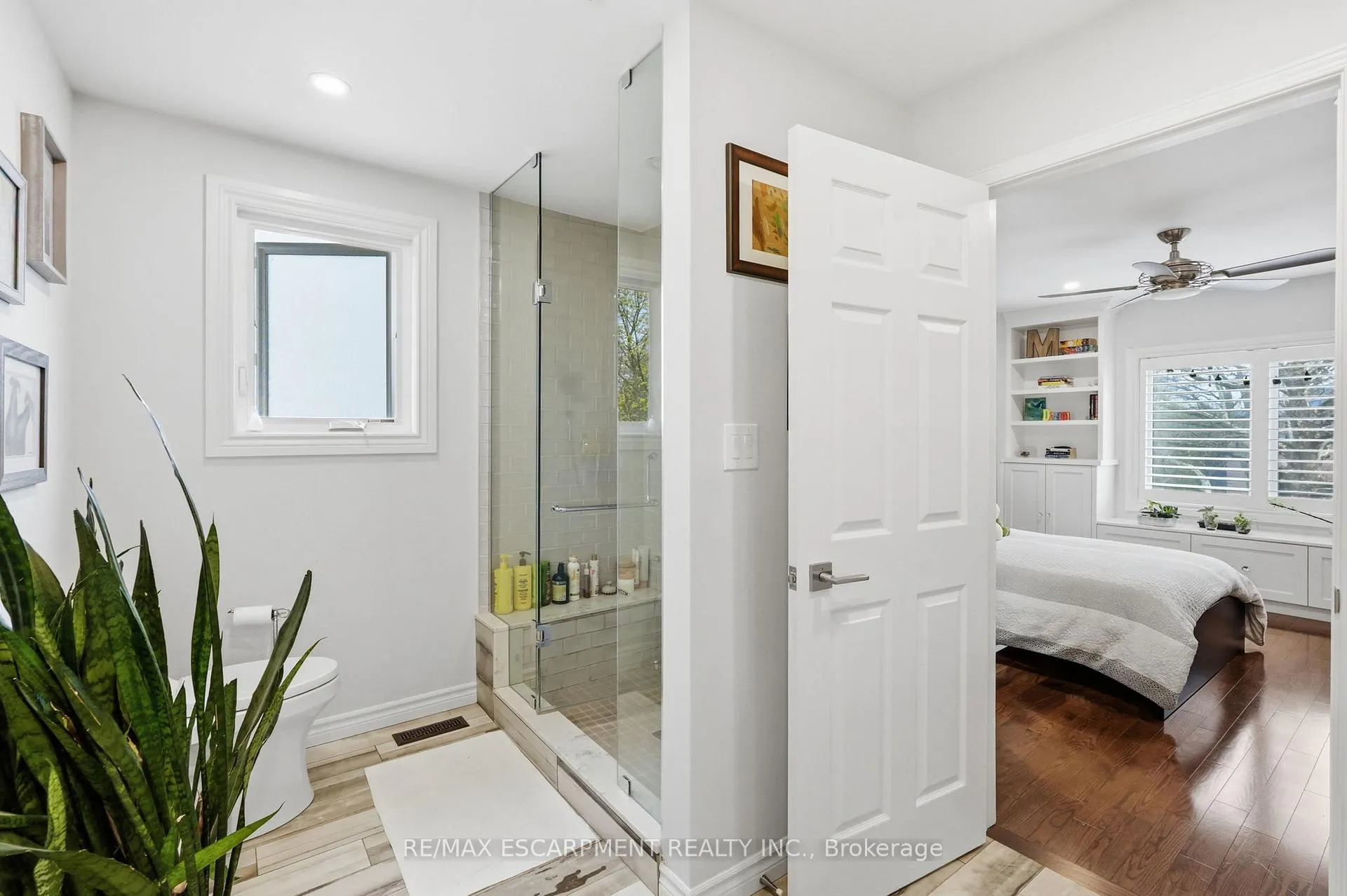 Photo 29 of 23 Golfview Crescent, Hamilton, Dundas — HOMEH