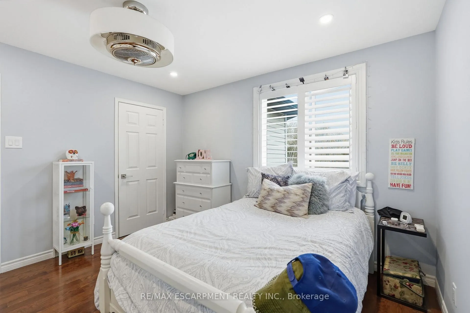 Photo 31 of 23 Golfview Crescent, Hamilton, Dundas — HOMEH