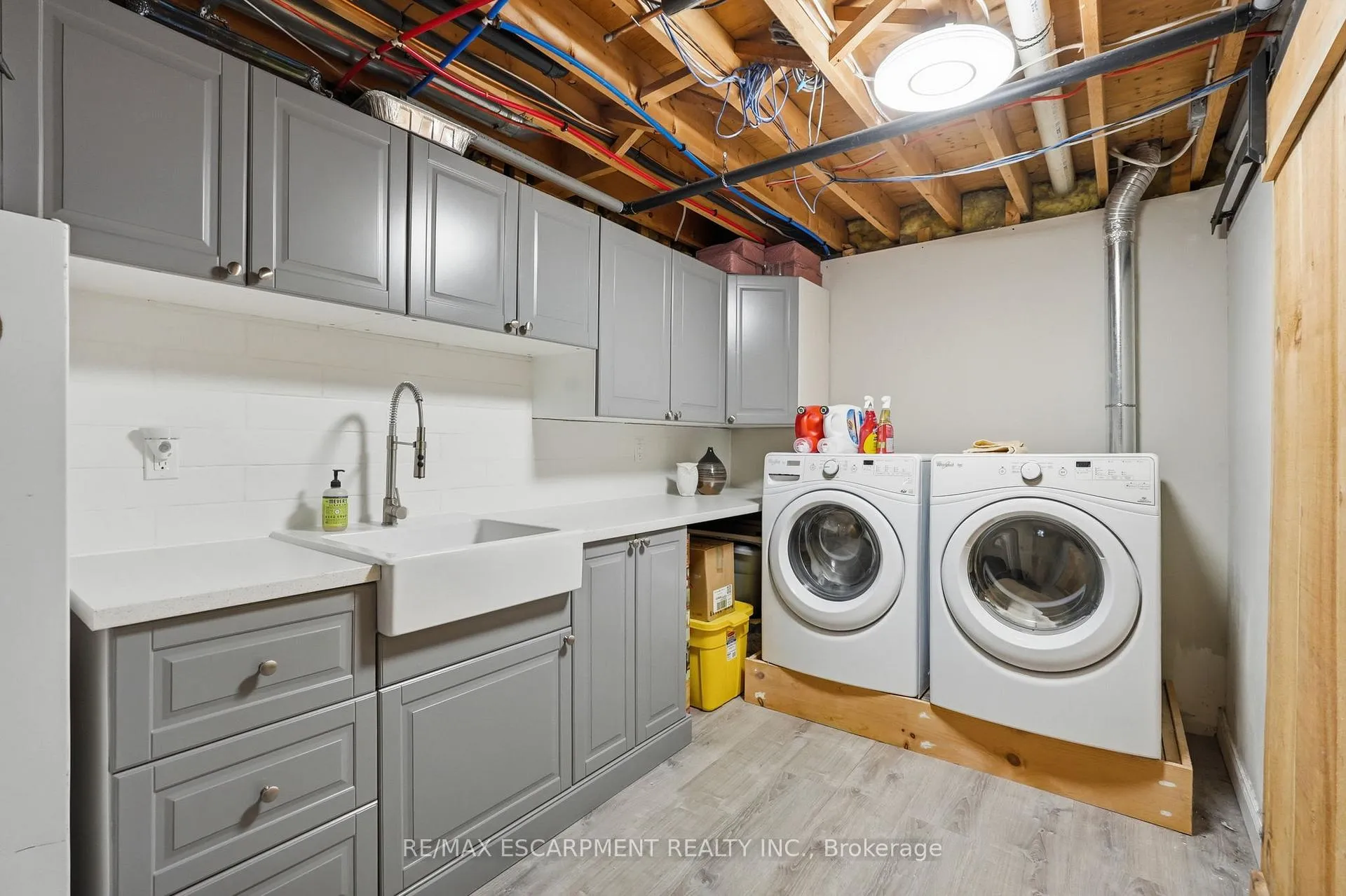 Photo 42 of 23 Golfview Crescent, Hamilton, Dundas — HOMEH