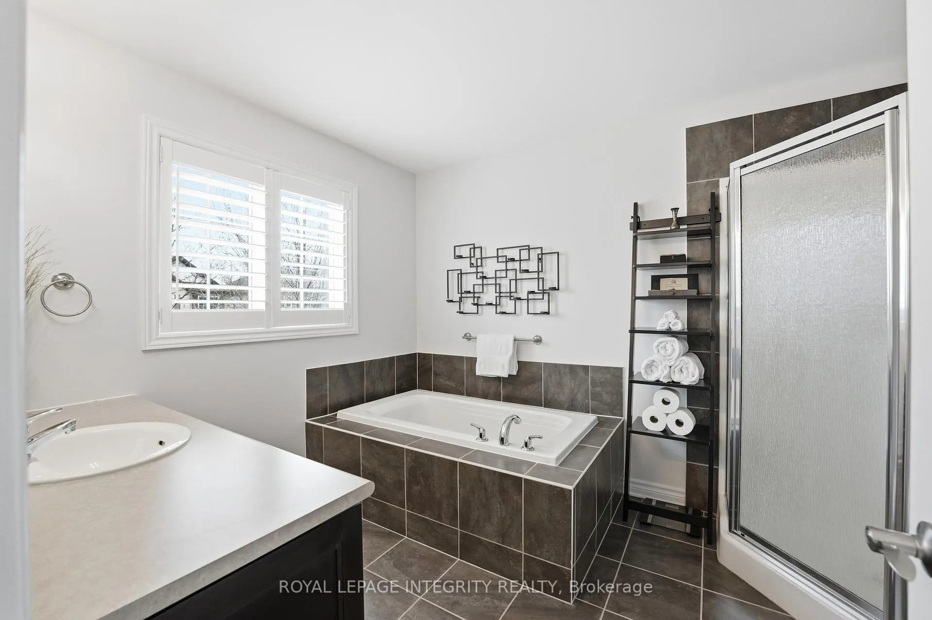 Photo 19 of 509 Cherokee Way, Ottawa, Stittsville (North) — HOMEH